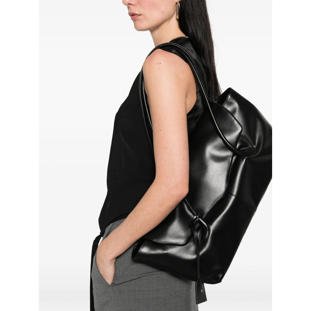 Bag Low Classic Black Calf Leather: 100