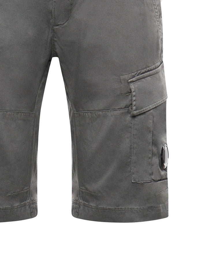 C.p. Company Shorts Gunmetal Co Ea