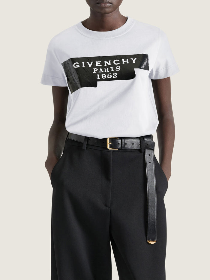 T-shirt White