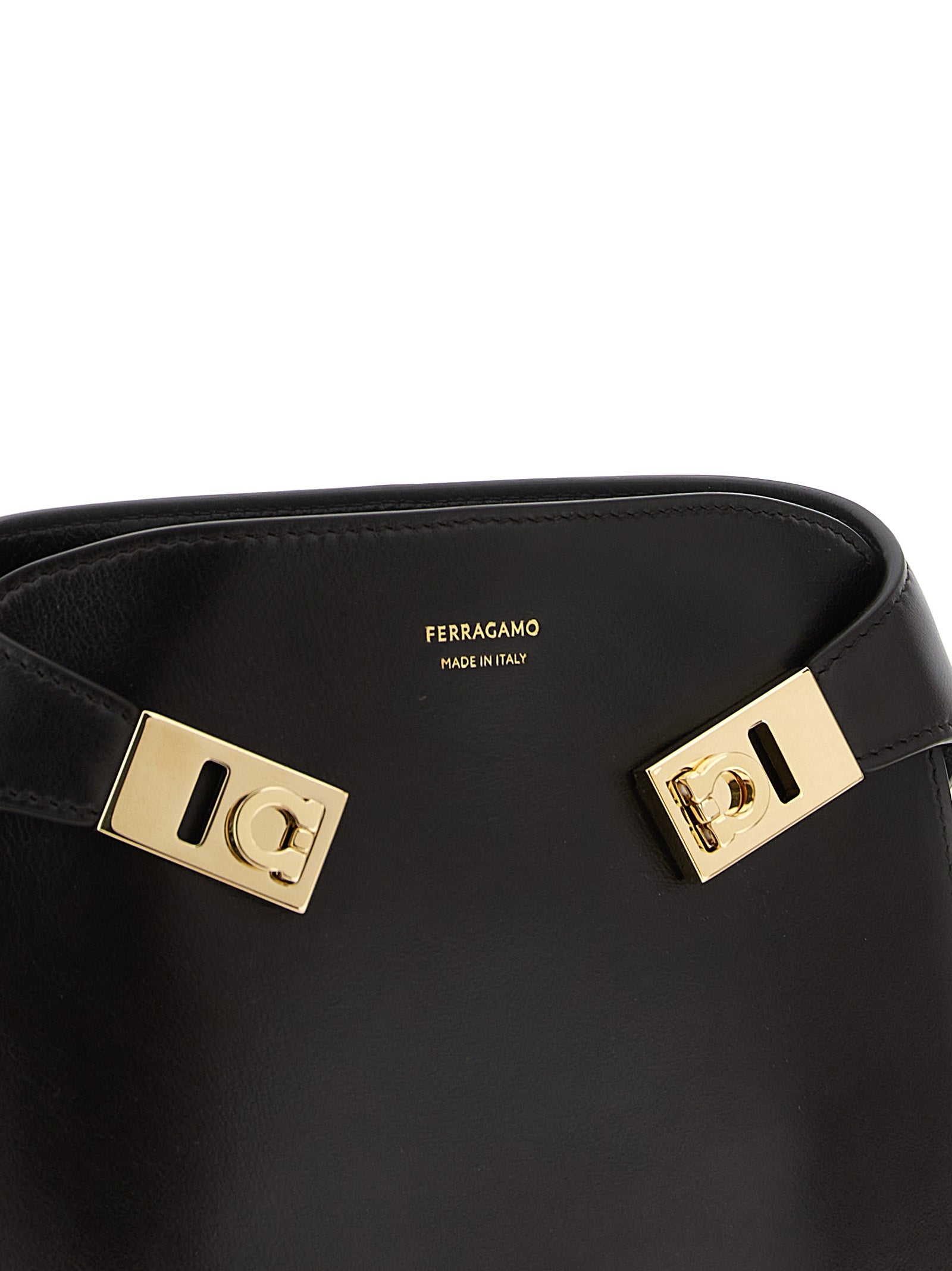 Hug BB S belt bag Brown Calfskin Leather (bos Taurus) Crossbody
