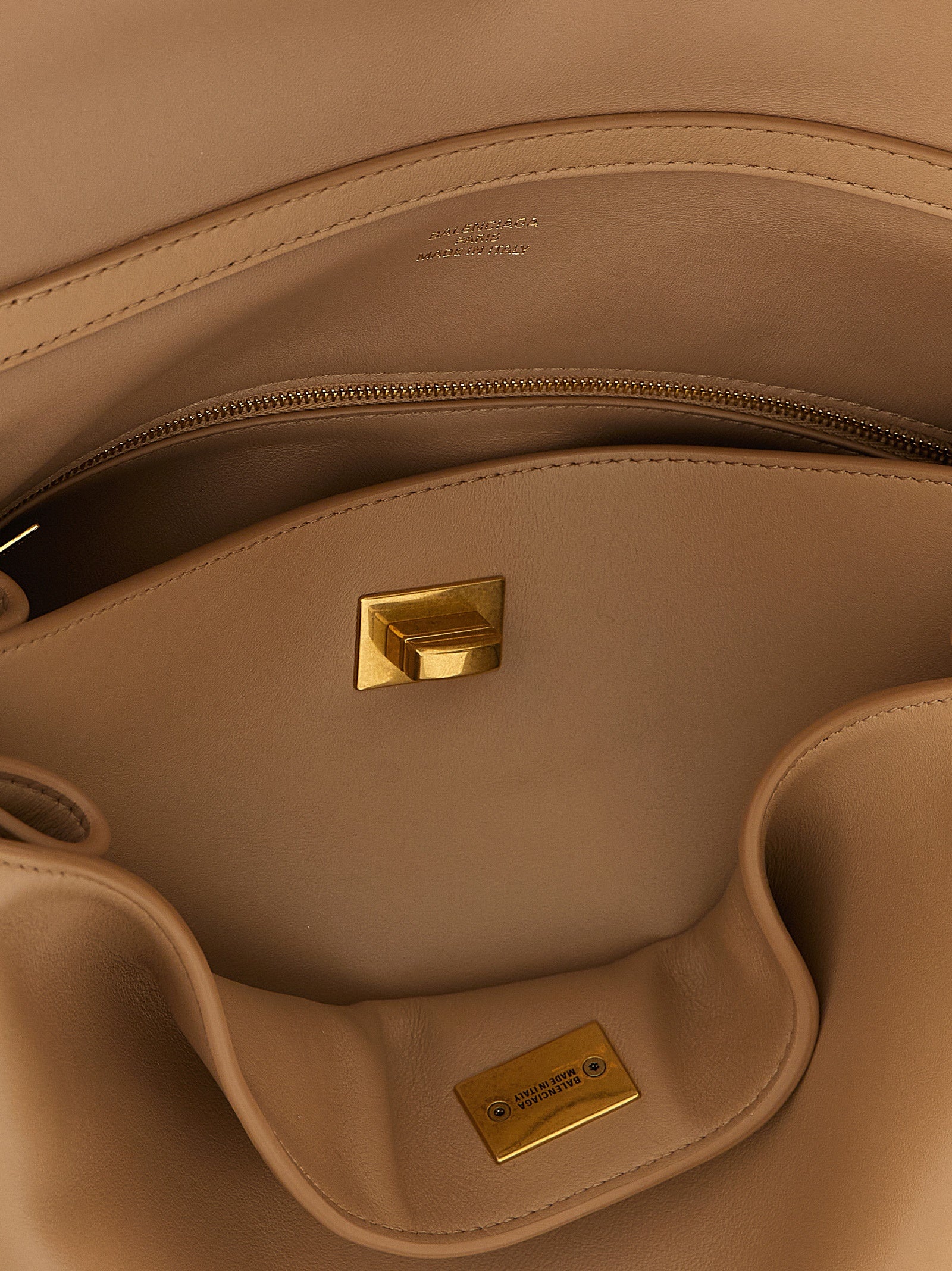 Rodeo Medium Handbag Beige Calfskin Leather (bos Taurus) Hand Bags