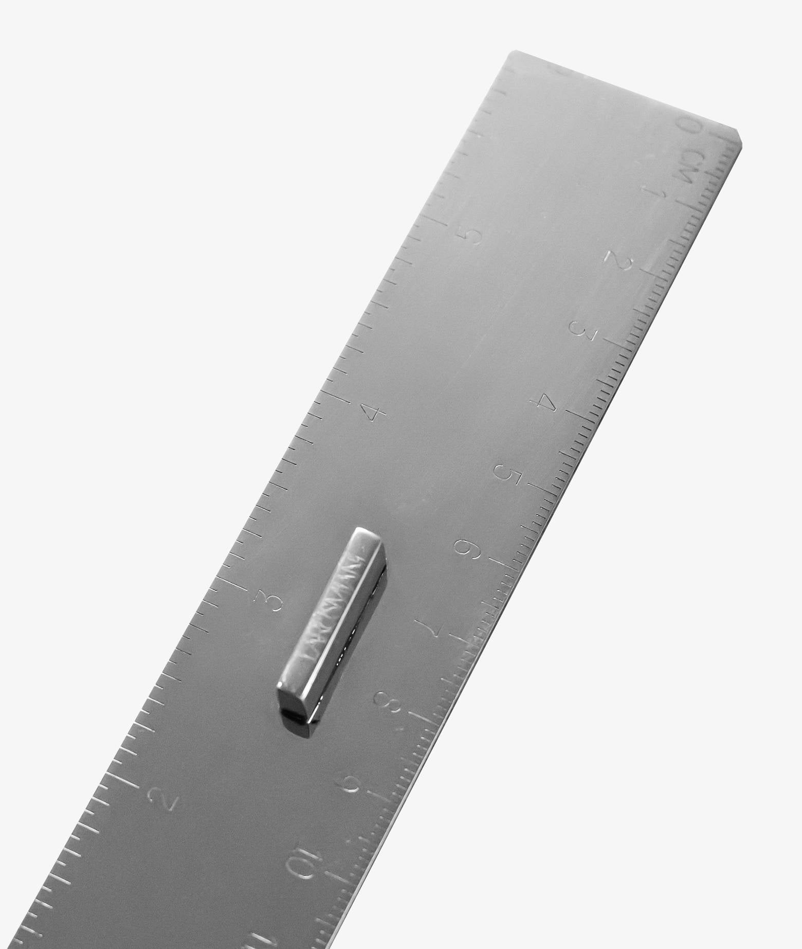 Ruler Aldo Lightgray Study