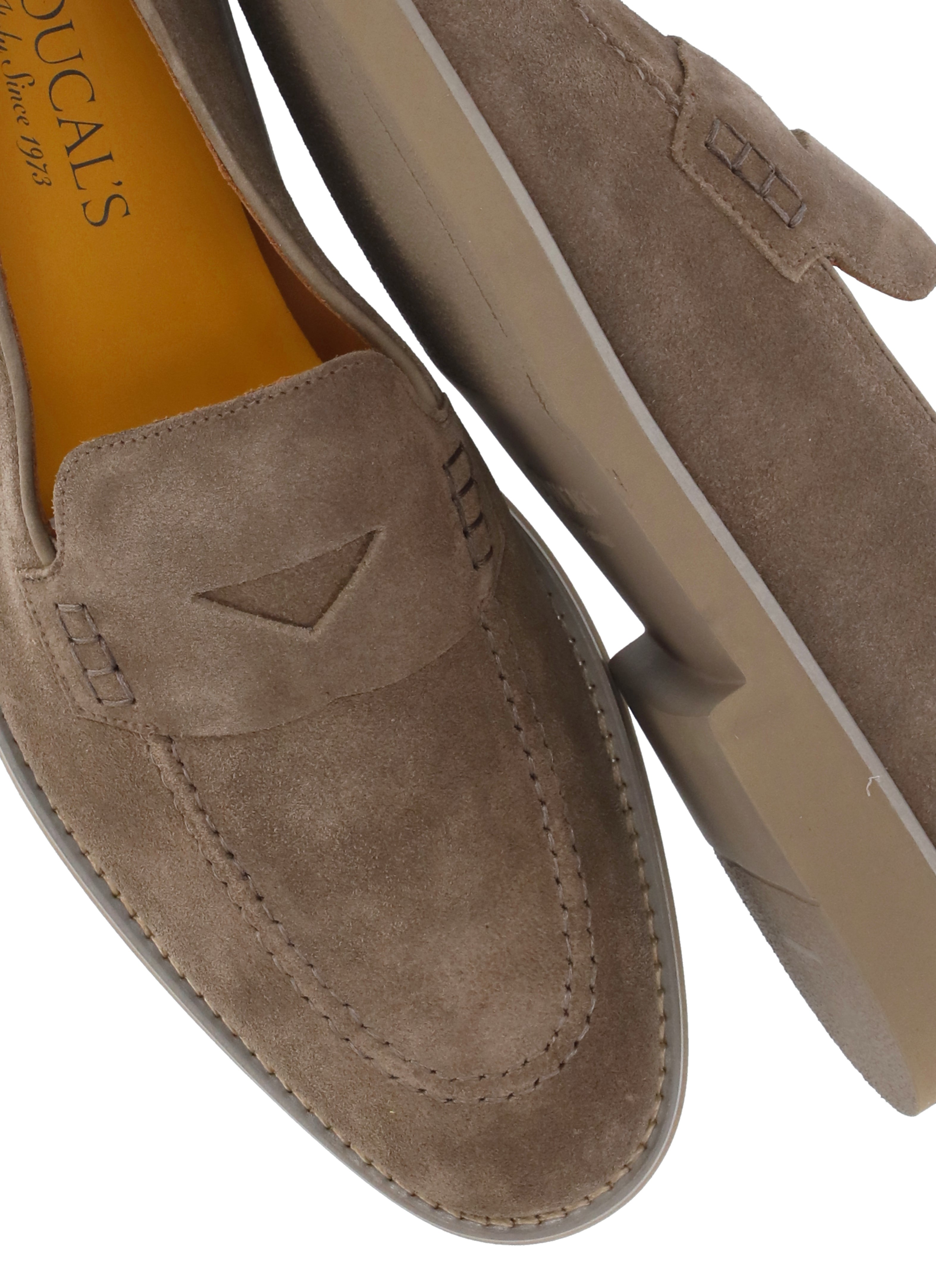 Doucals Flat Shoes Brown Cow Leather