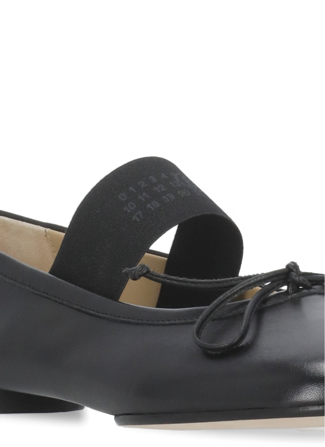 Mm6 Maison Margiela Flat Shoes Black