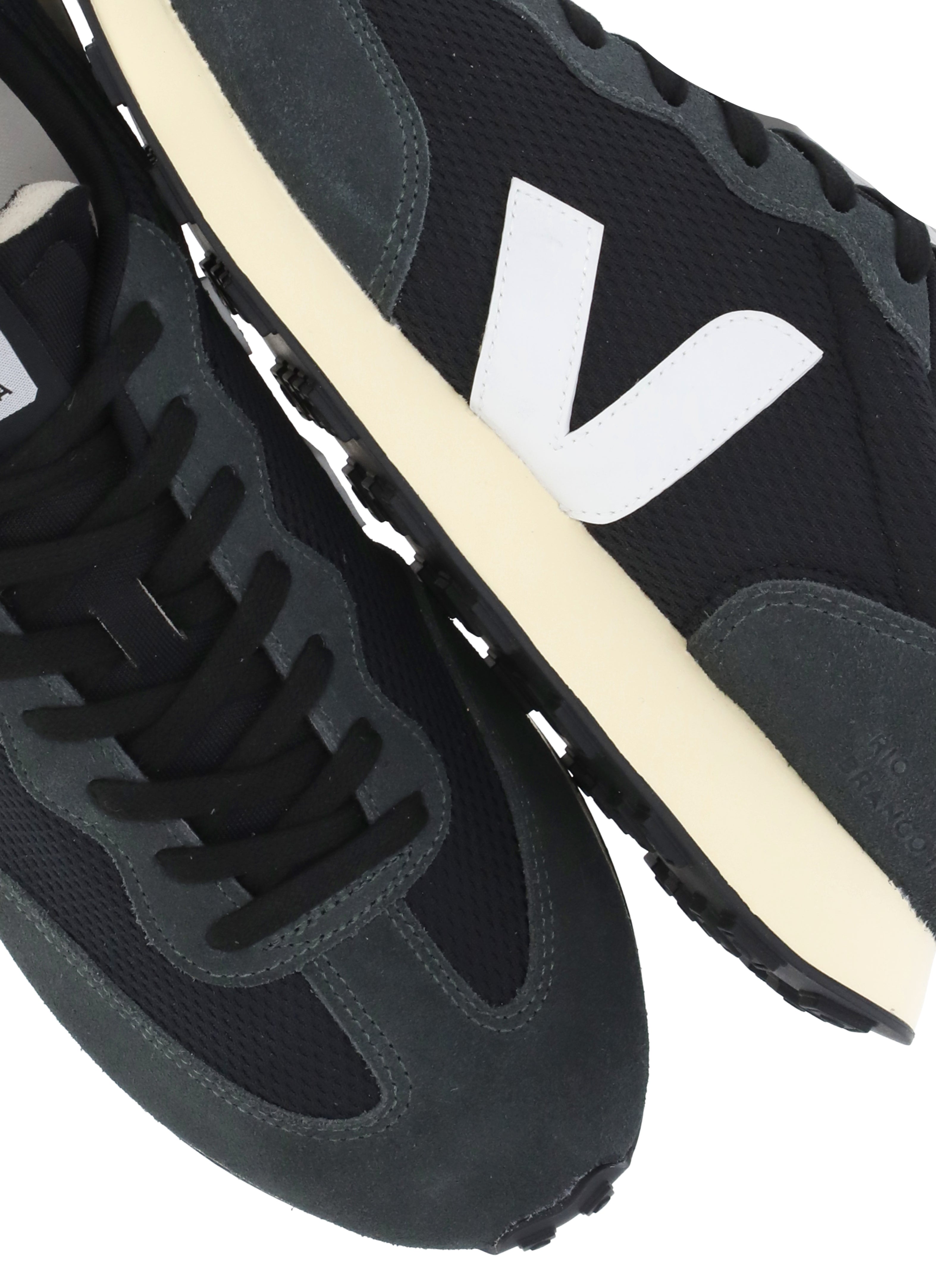 Veja Sneakers Black