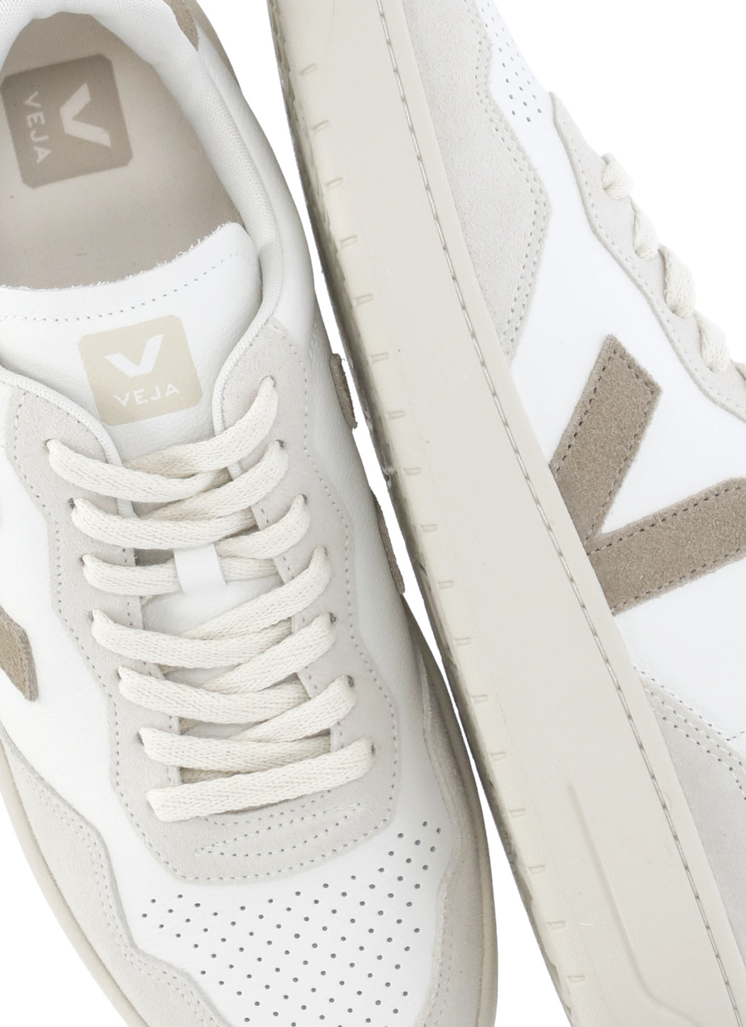 Veja Sneakers White