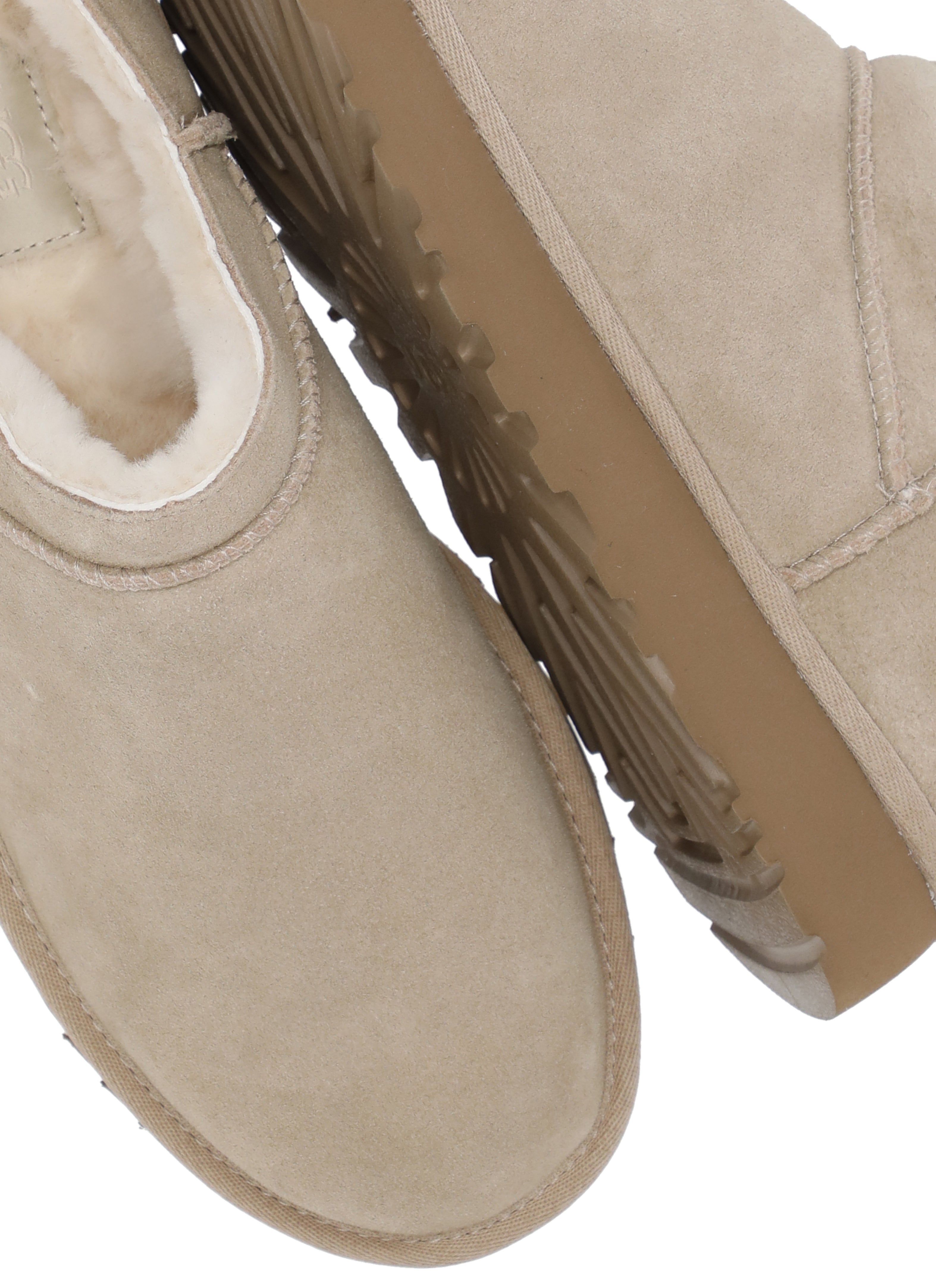 UGG Sandals Beige Cowhide Sole: Rubber