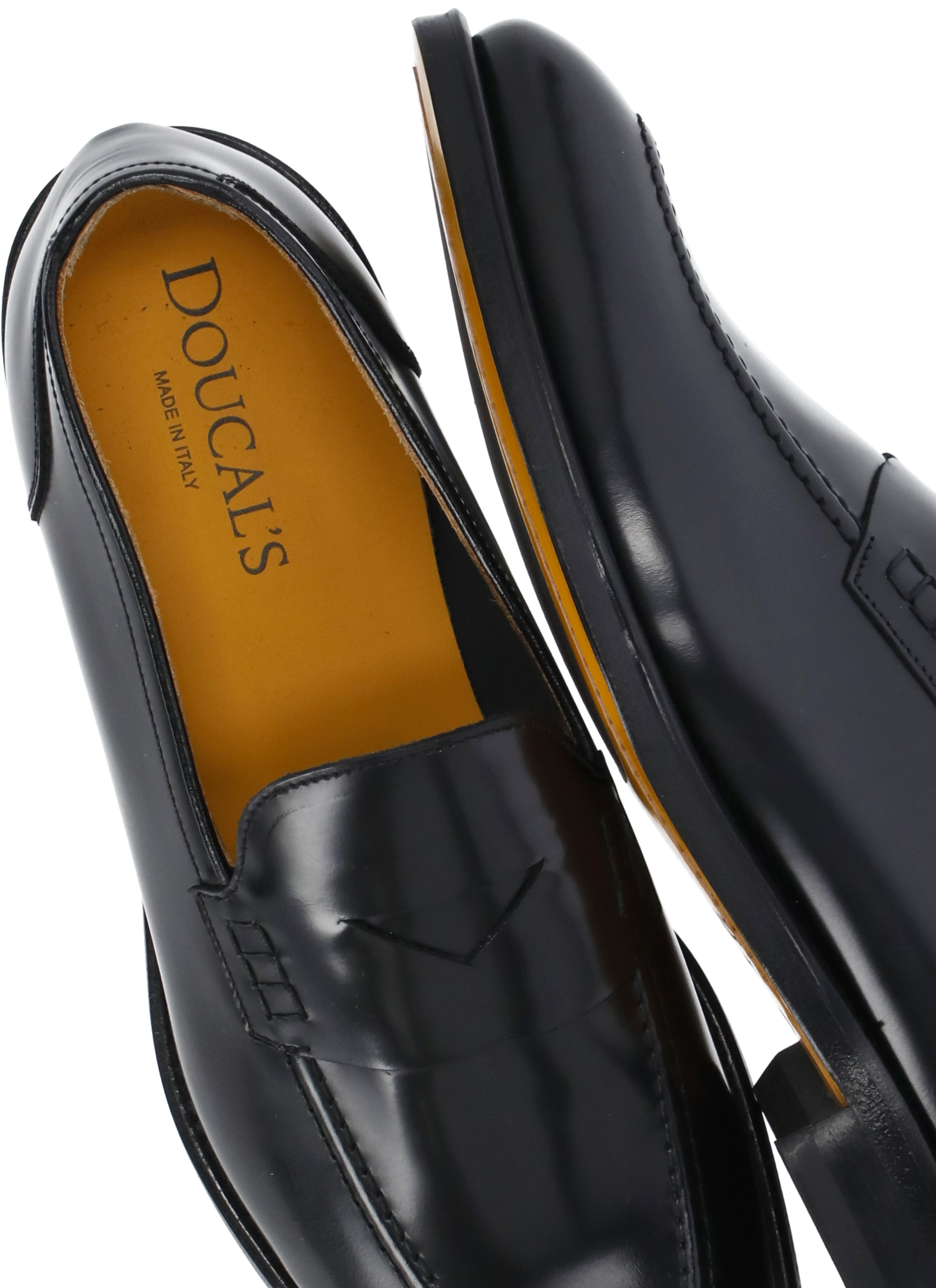 Doucals Flat shoes Black Calf Leather