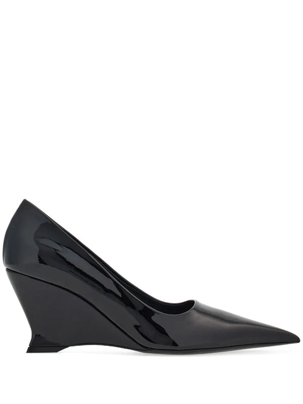 Ferragamo Calf leather pump in black