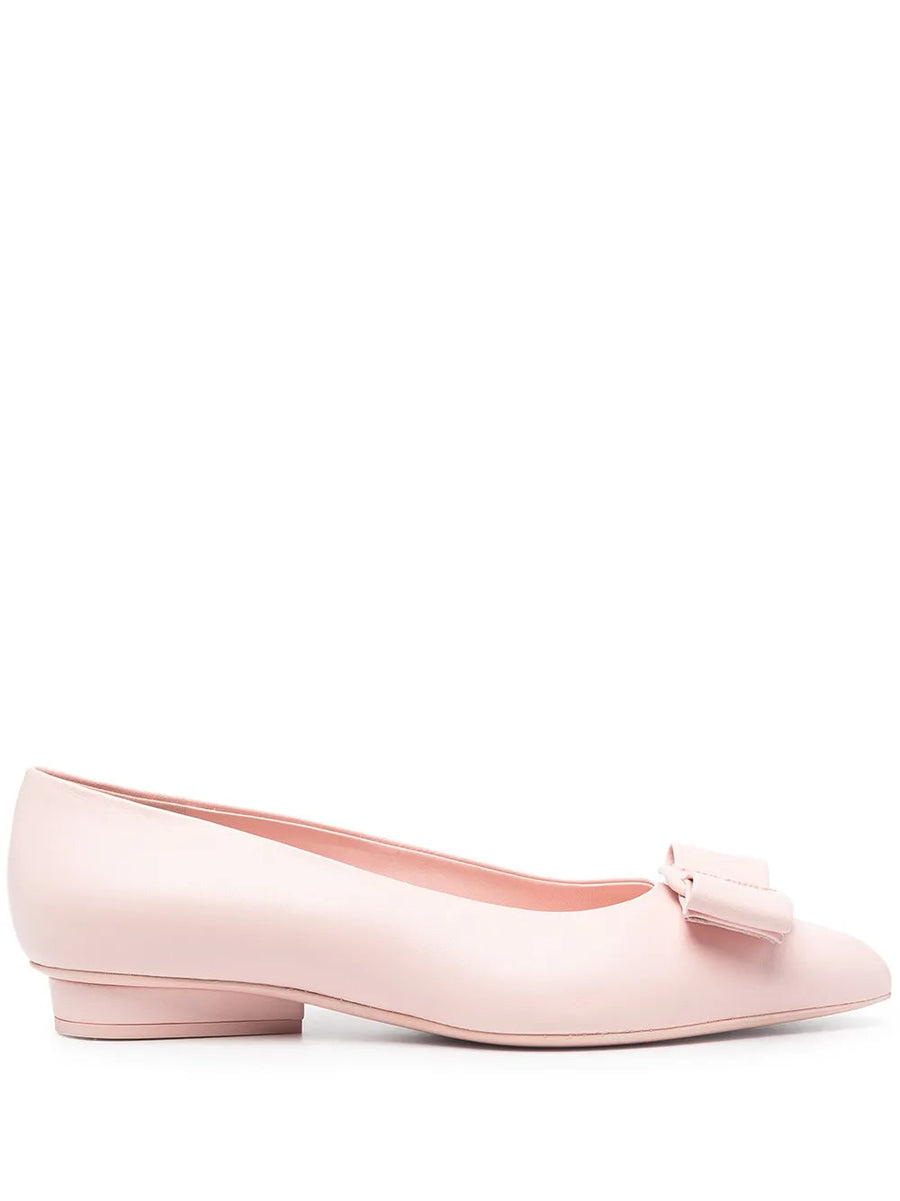 Ferragamo Leather flat in pink
