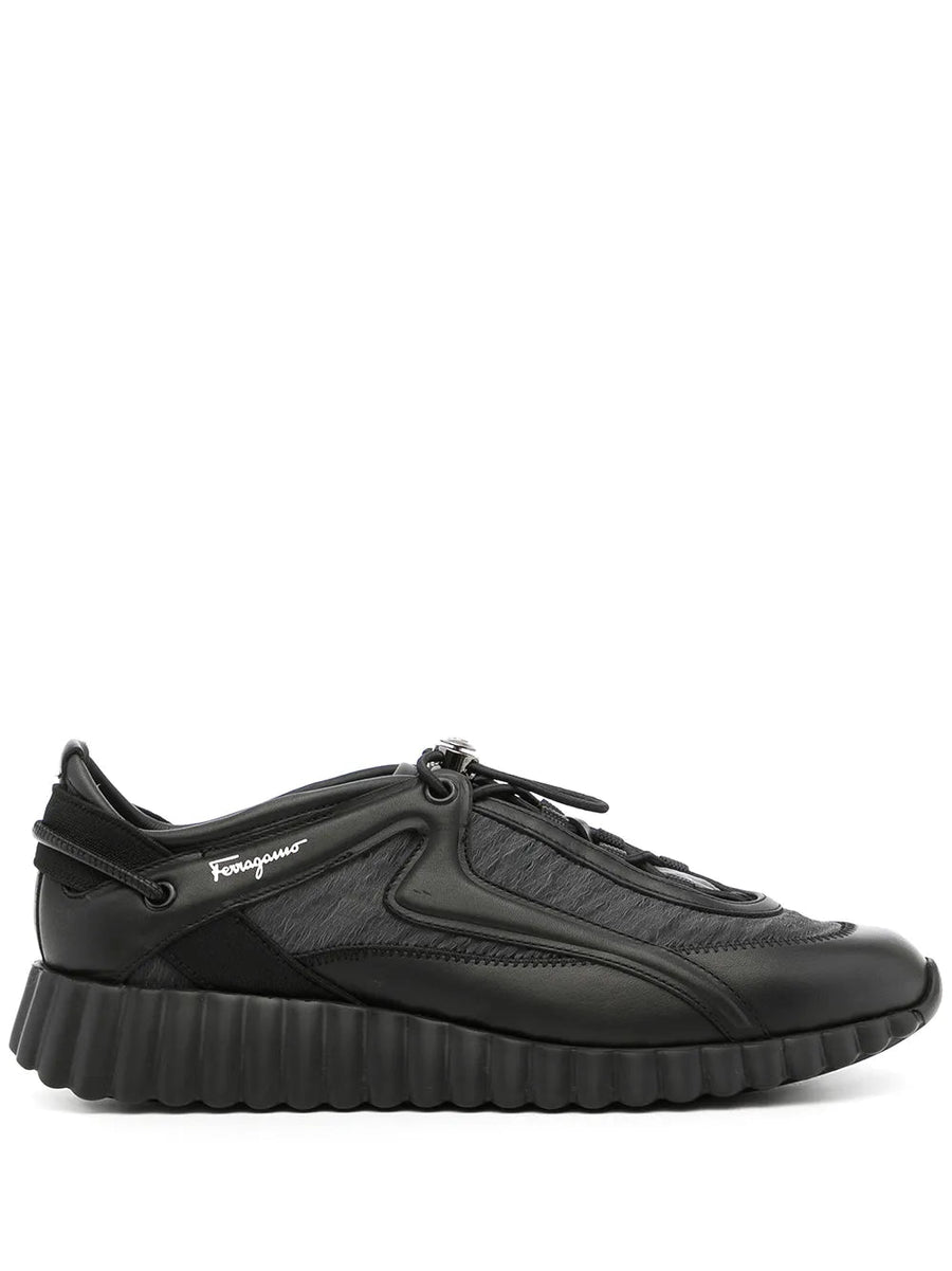 Ferragamo Leather sneaker in black