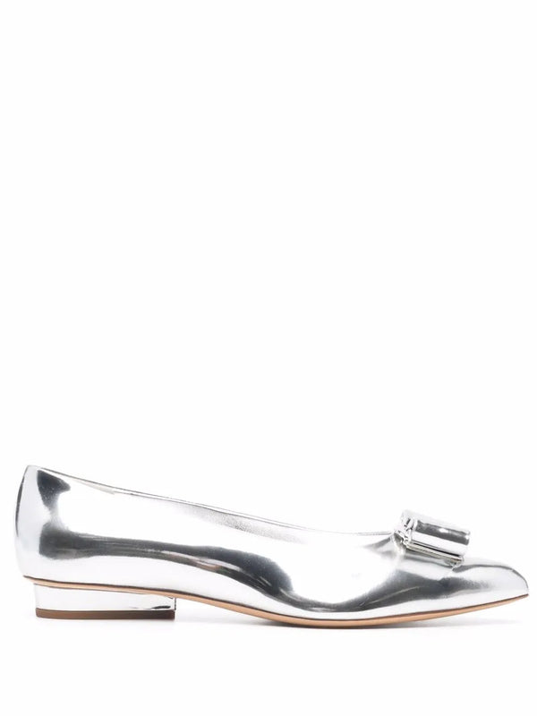 Ferragamo Silver calf leather ballerina flat in silver