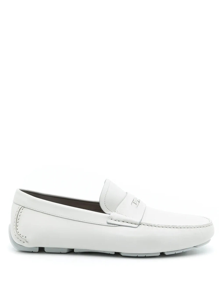 Ferragamo calf leather loafer in white