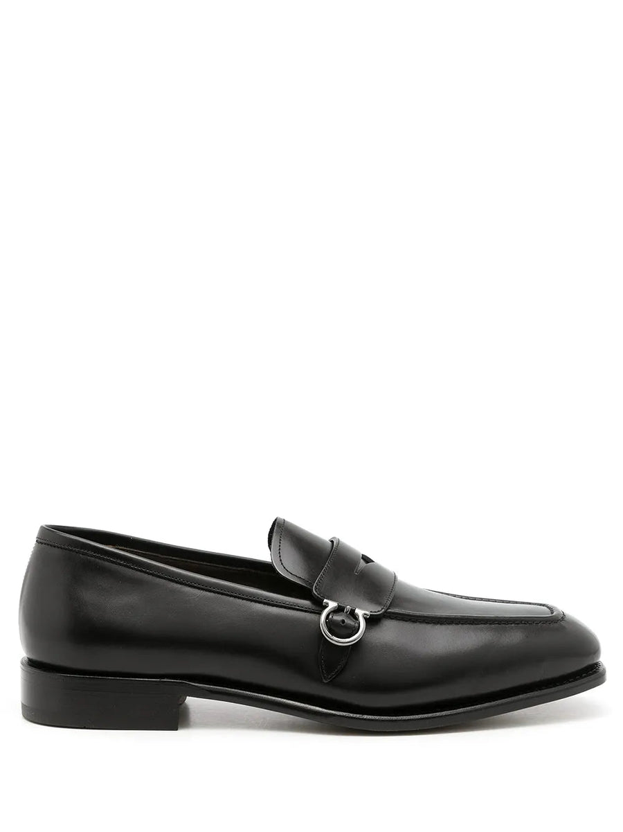 Ferragamo Leather loafer in black
