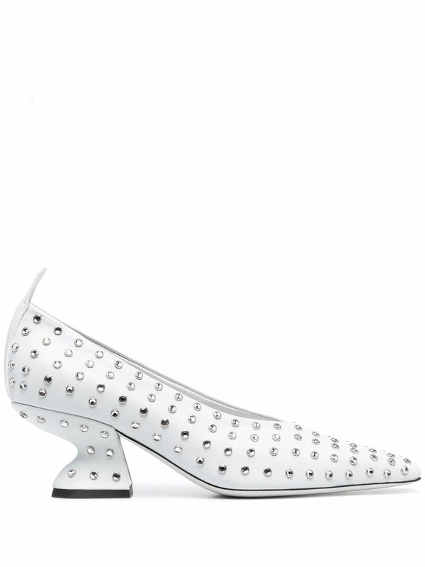 Ferragamo Leather pump in white