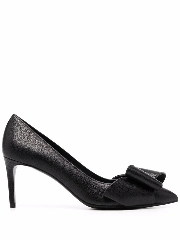 Ferragamo Goatskin pump in black