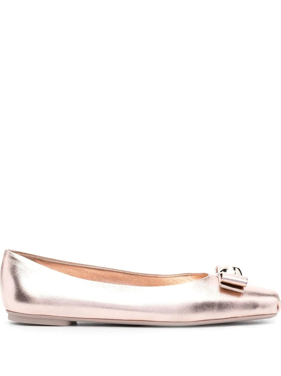 Ferragamo Calf leather ballet flat in pink