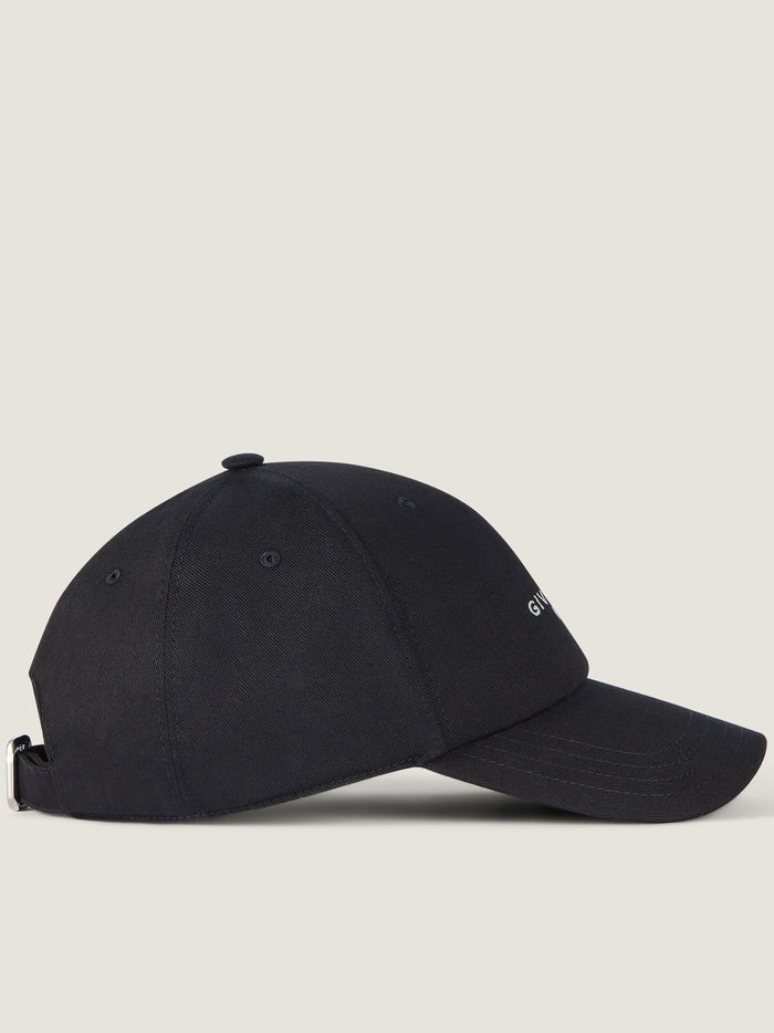 Curved Cap Paris Black Cappello