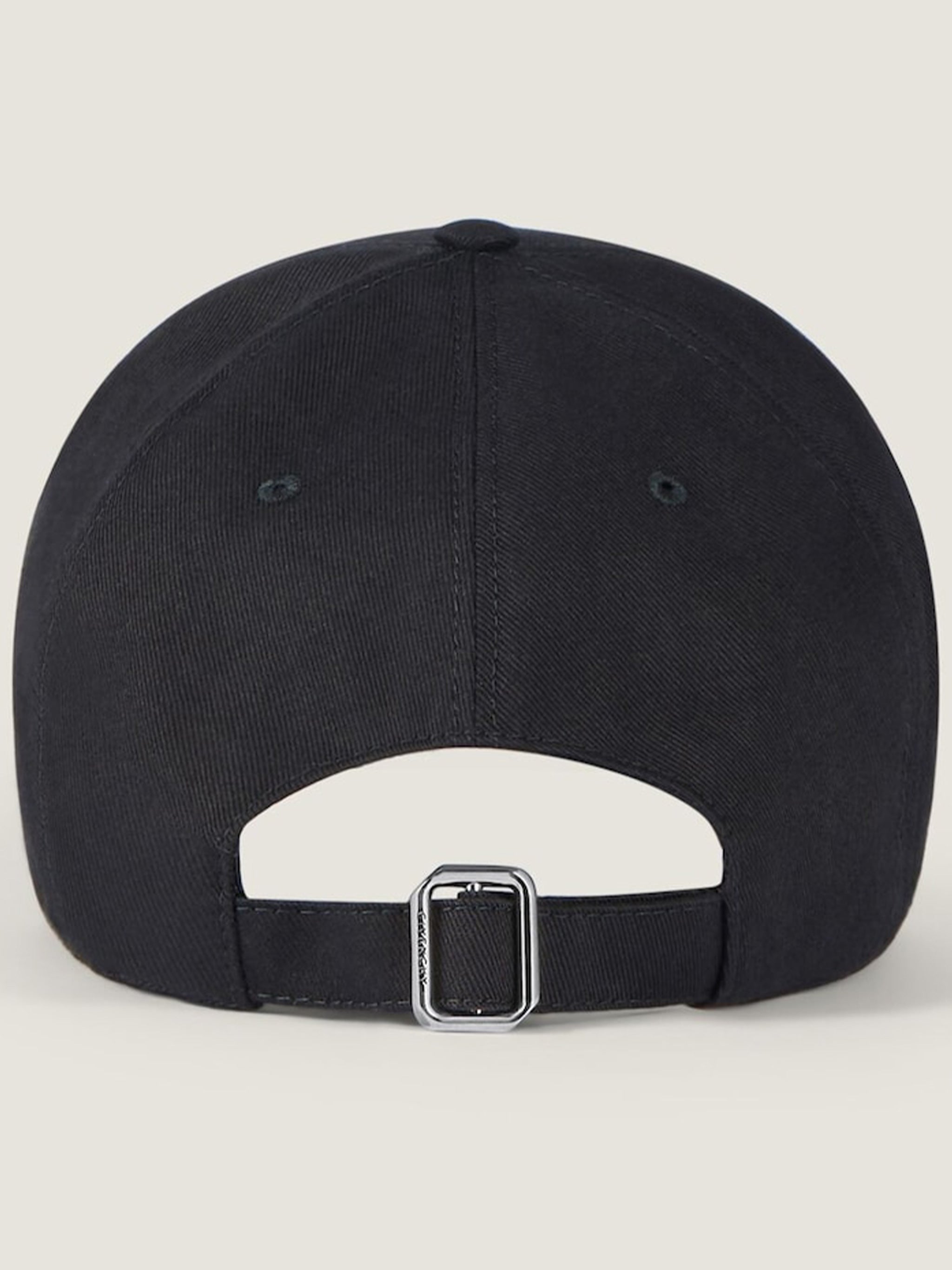Curved Cap Paris Black Cappello
