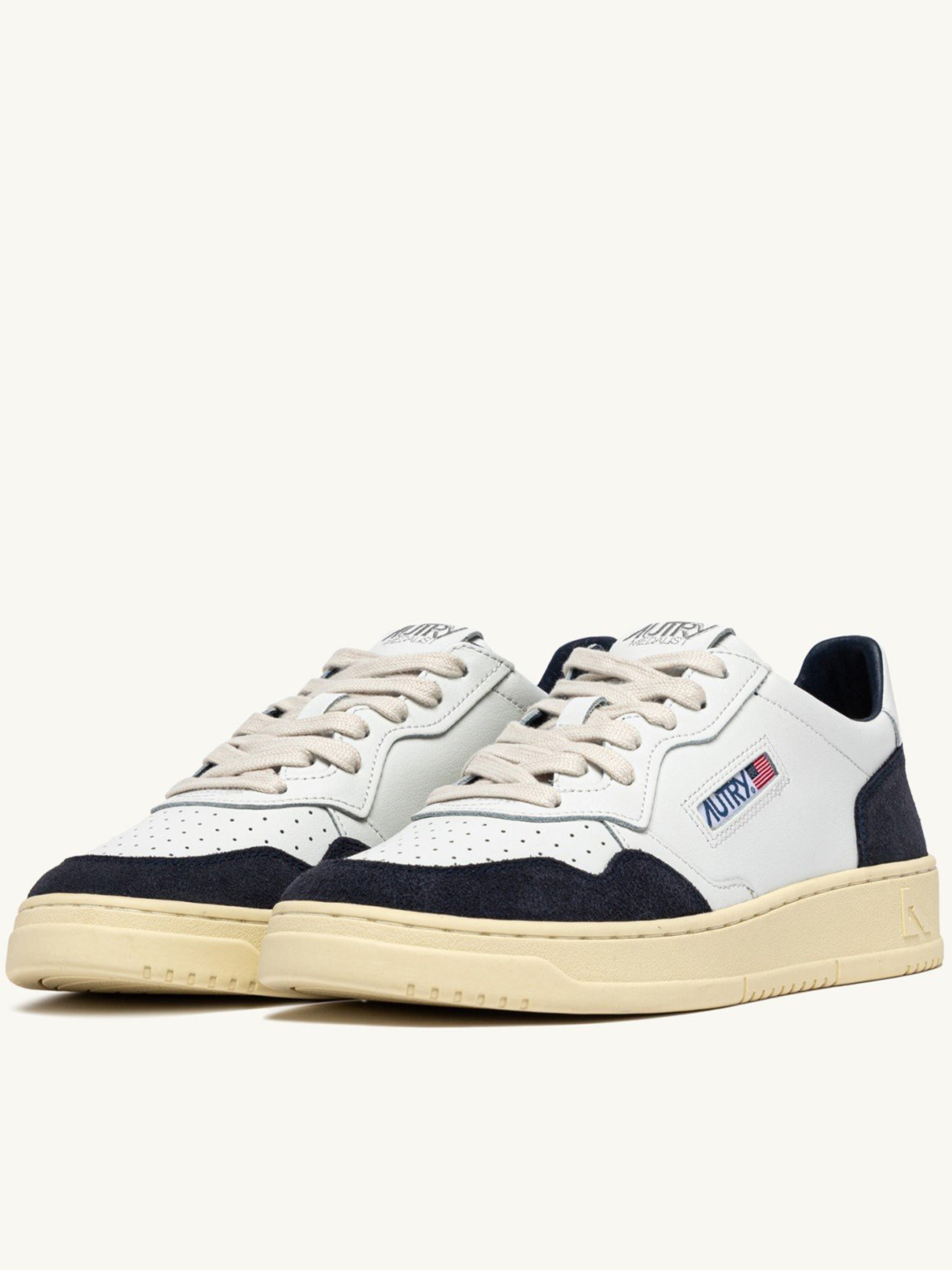 Medalist Low White Leather | Calzature