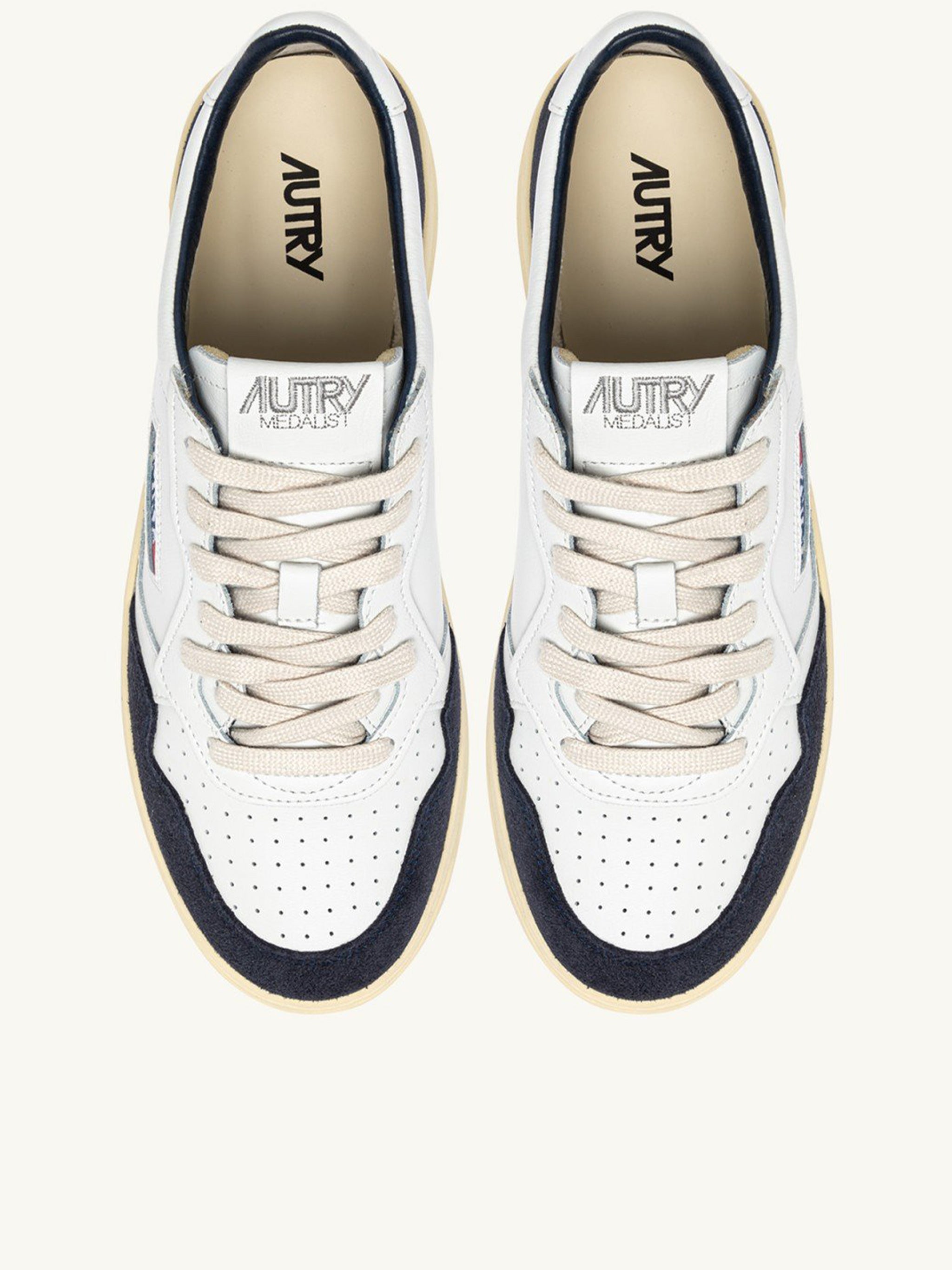 Medalist Low White Leather | Calzature