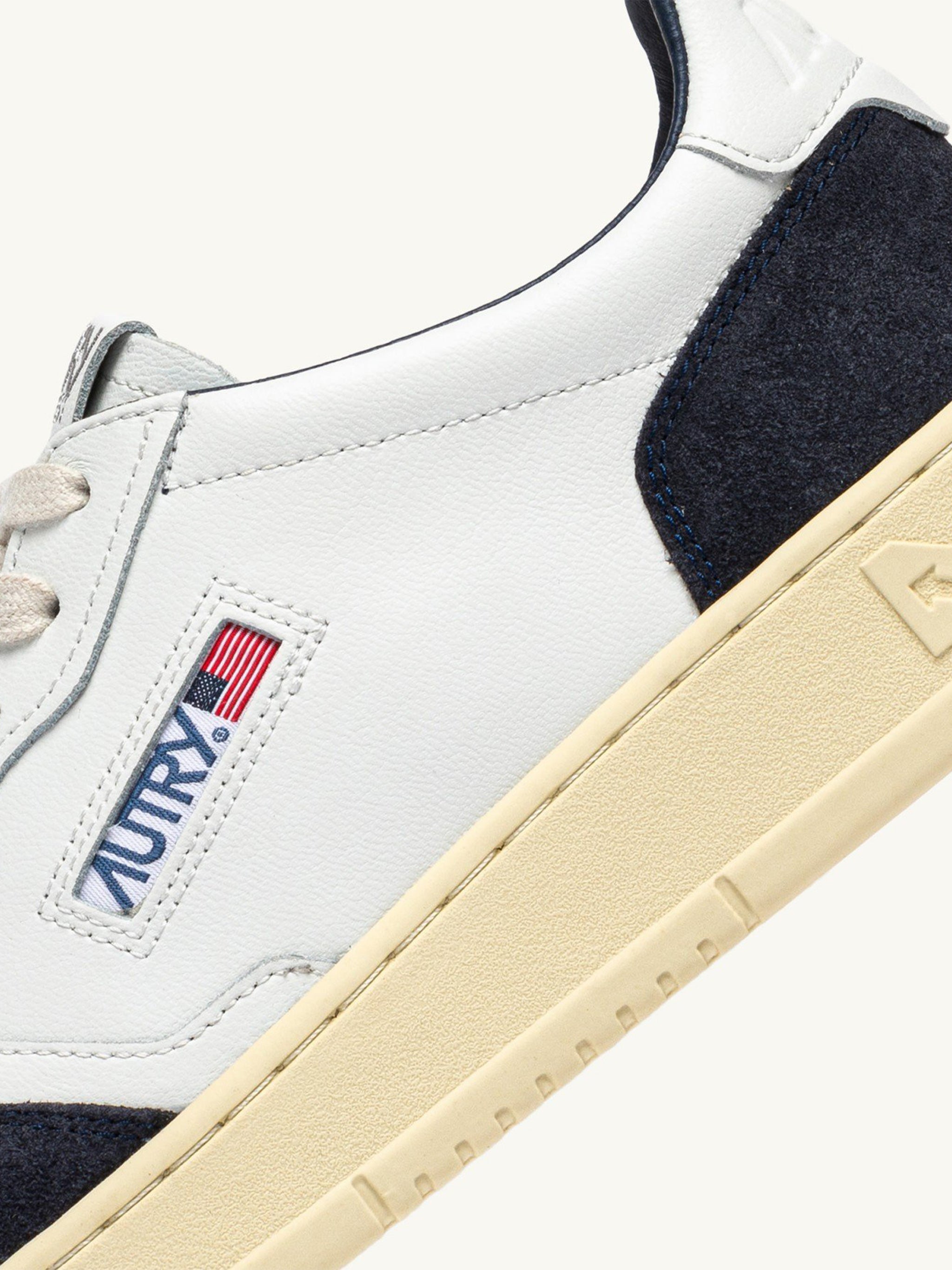Medalist Low White Leather | Calzature