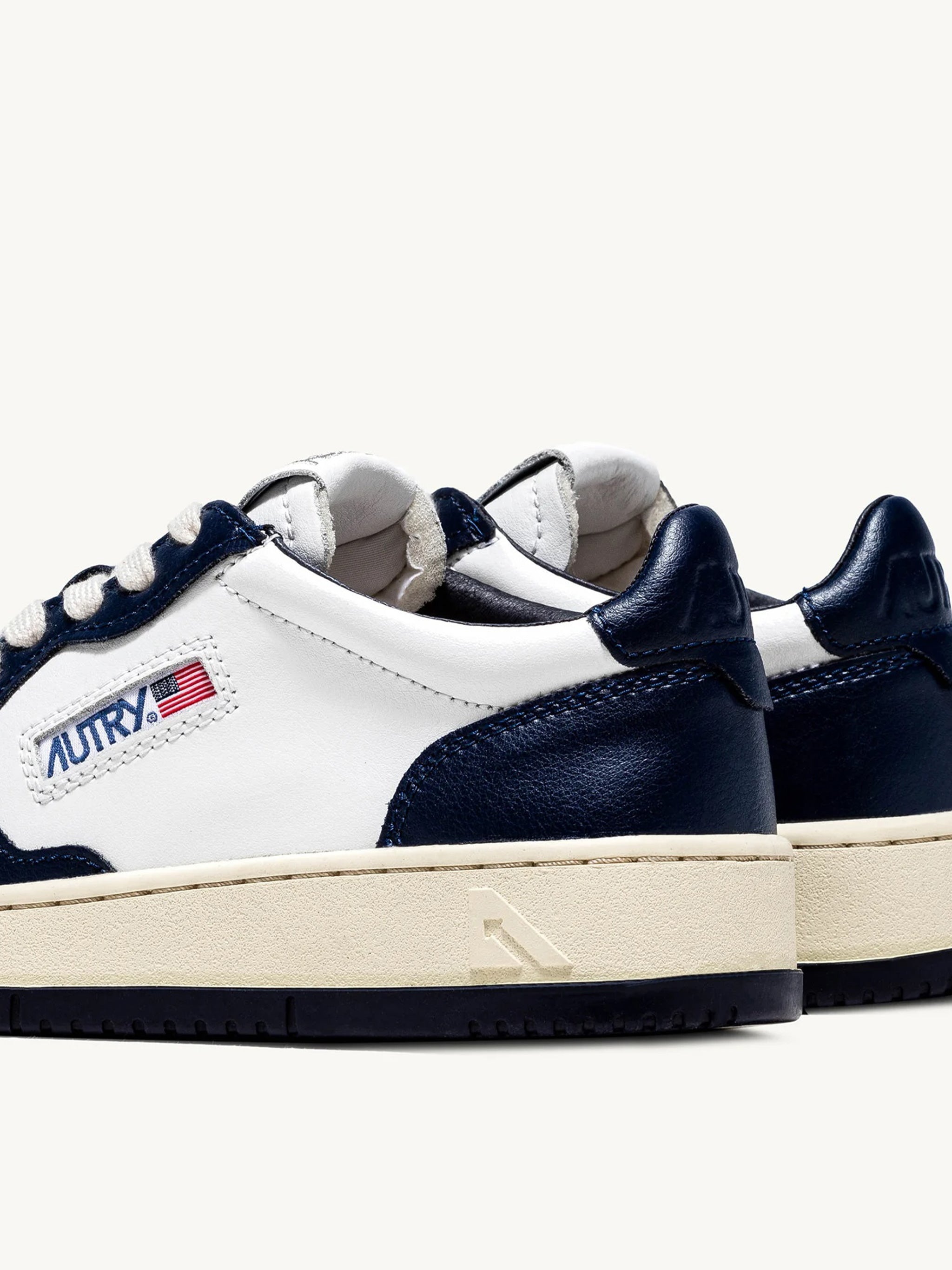 Medalist Low Blue Leather | Calzature