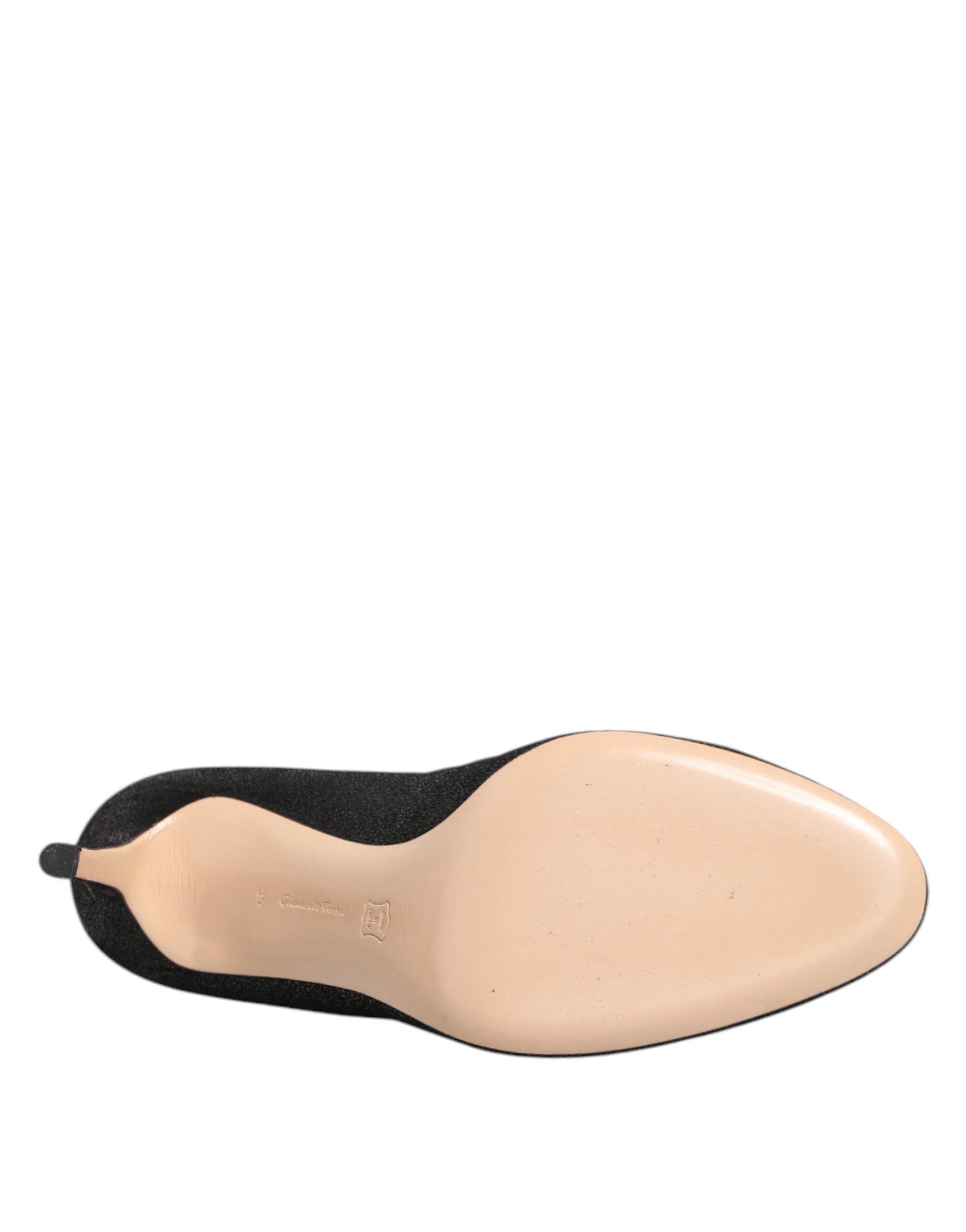 Gianvito Rossi Leather pump in black — view 8