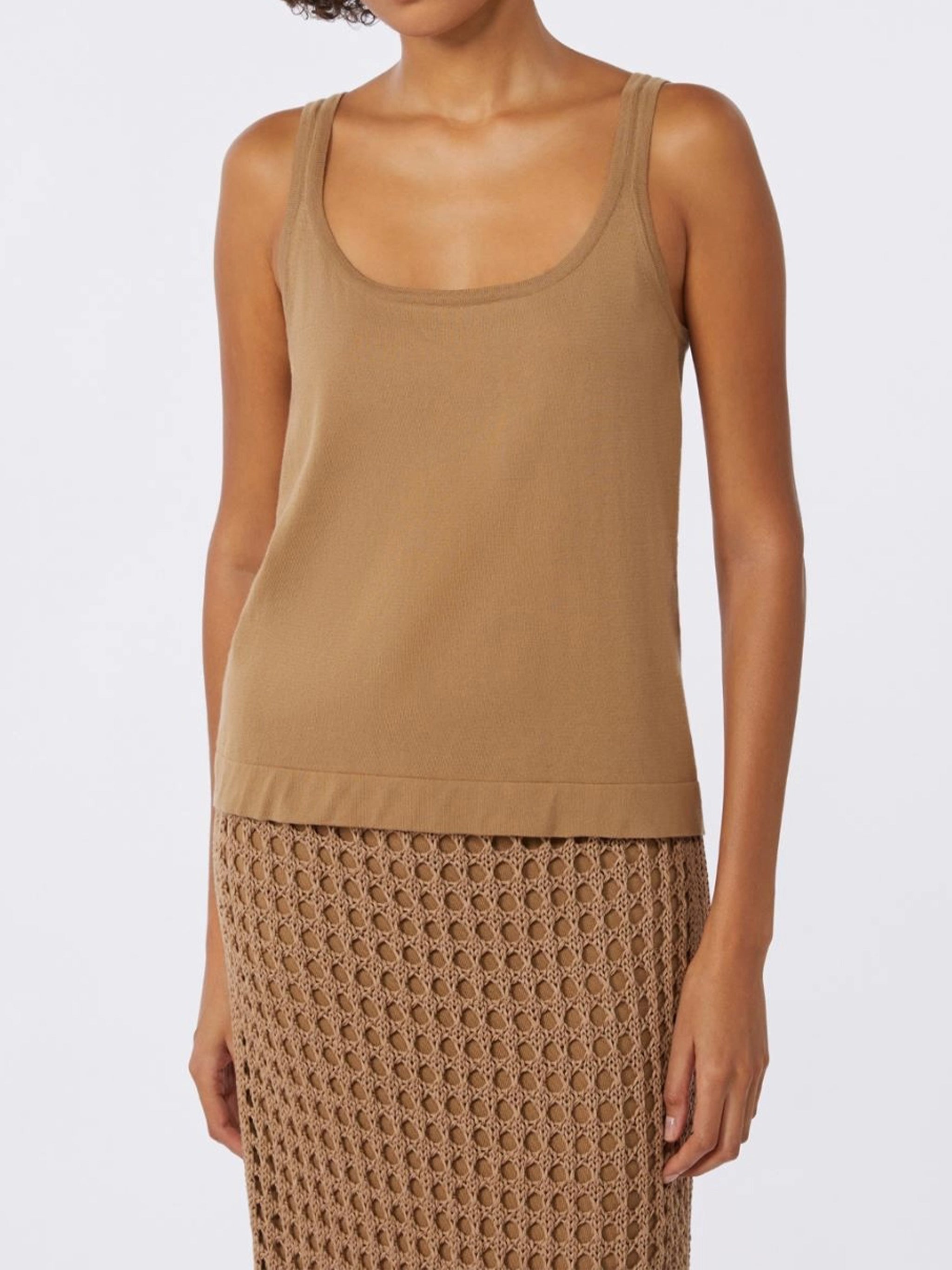 Mxpumano Brown Top