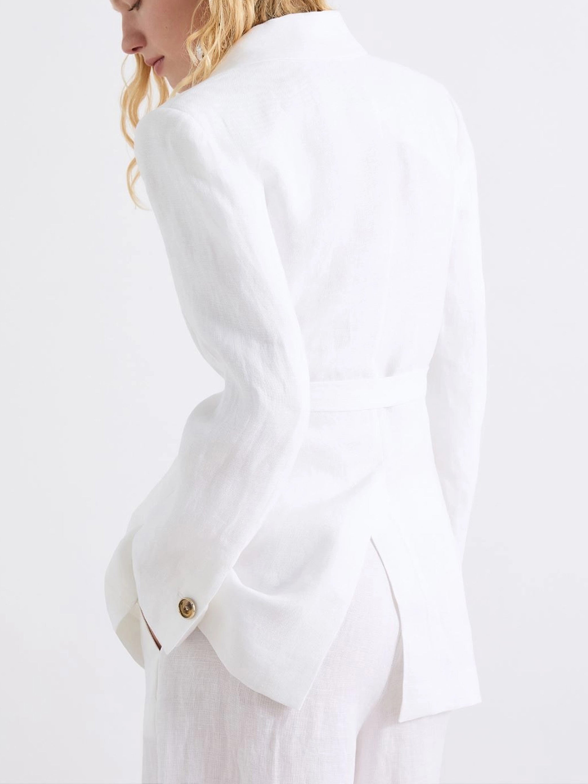 Mllmodico White Blazer