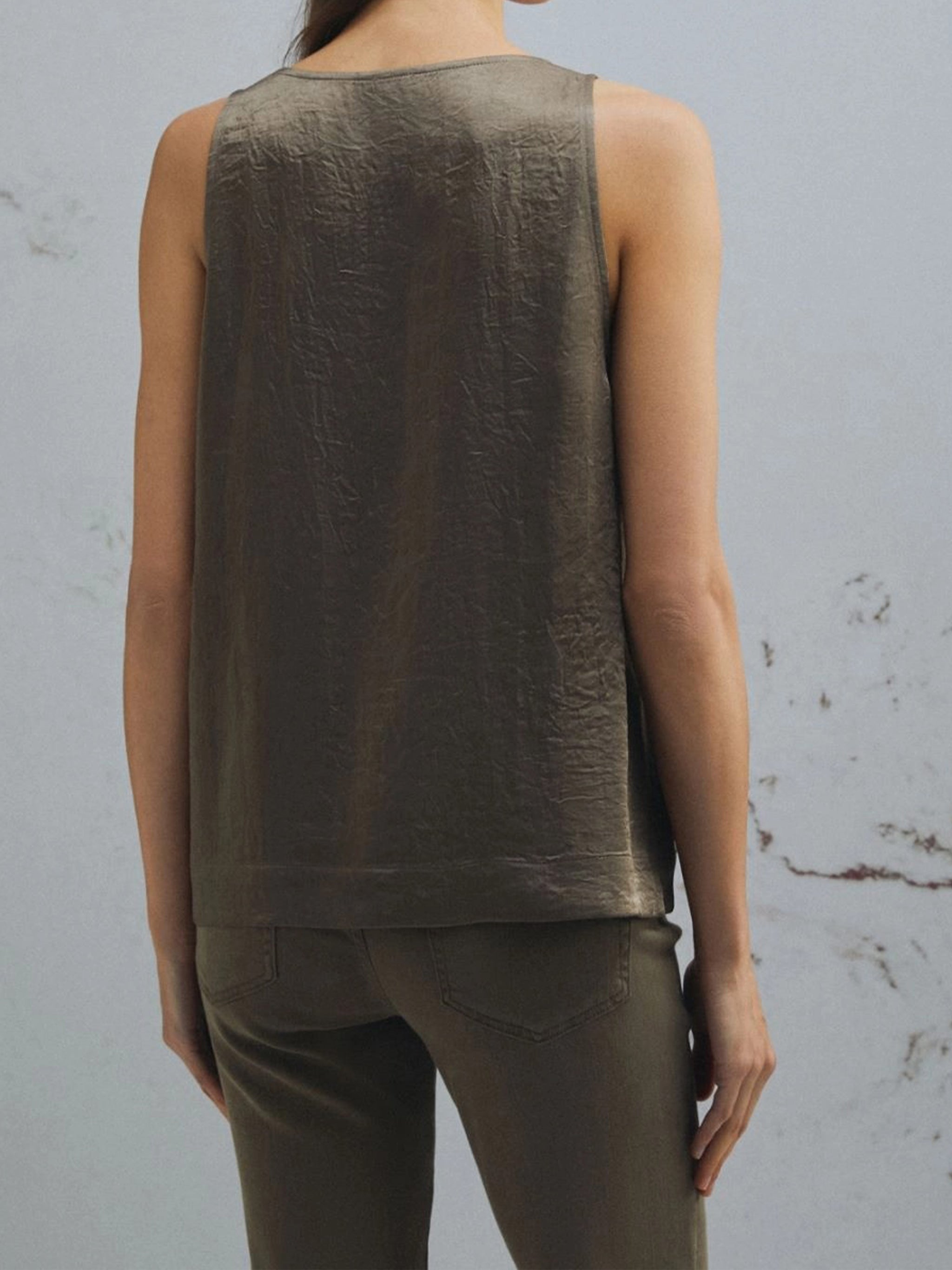 Mlmapogeo Brown Top