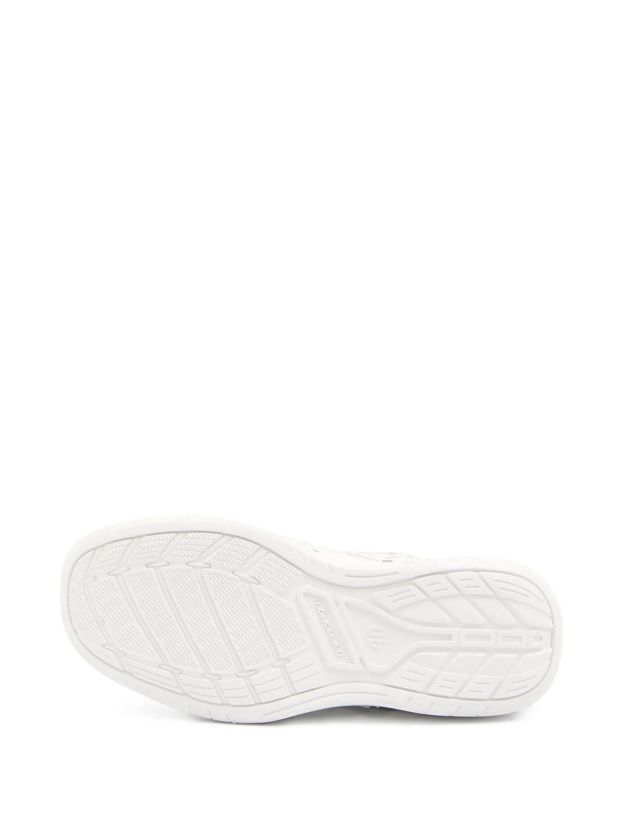 Hamptons Medium Wornout White Calzature