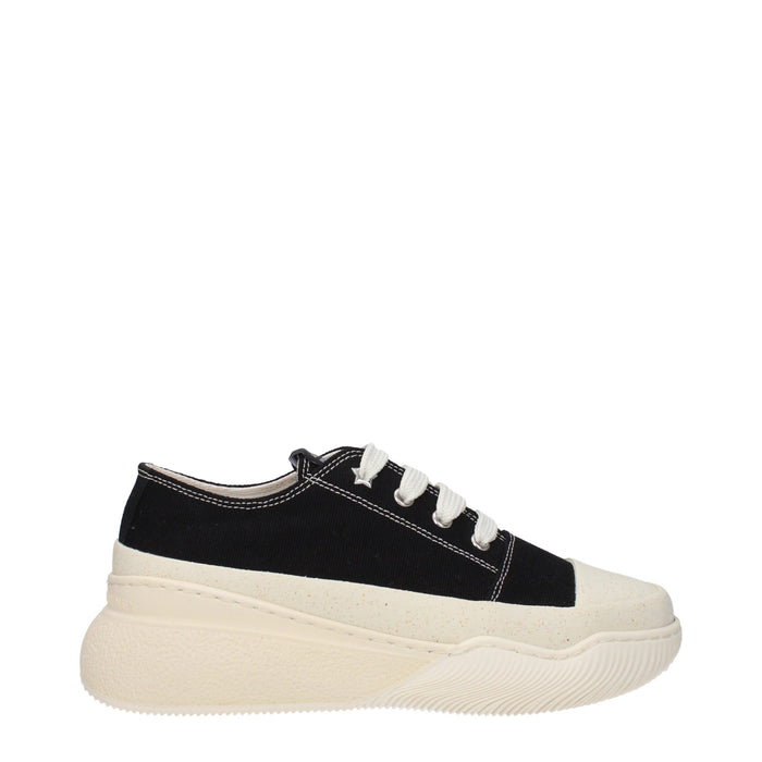 Stella McCartney sneaker in black