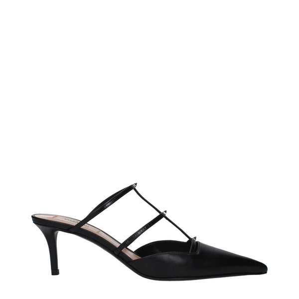 Valentino Garavani Leather mule in black