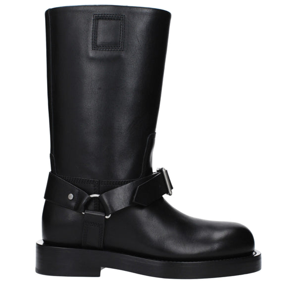Burberry boot in black