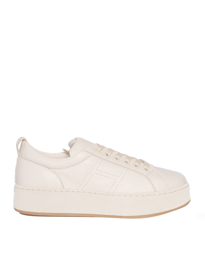 H681 SNEAKERS White