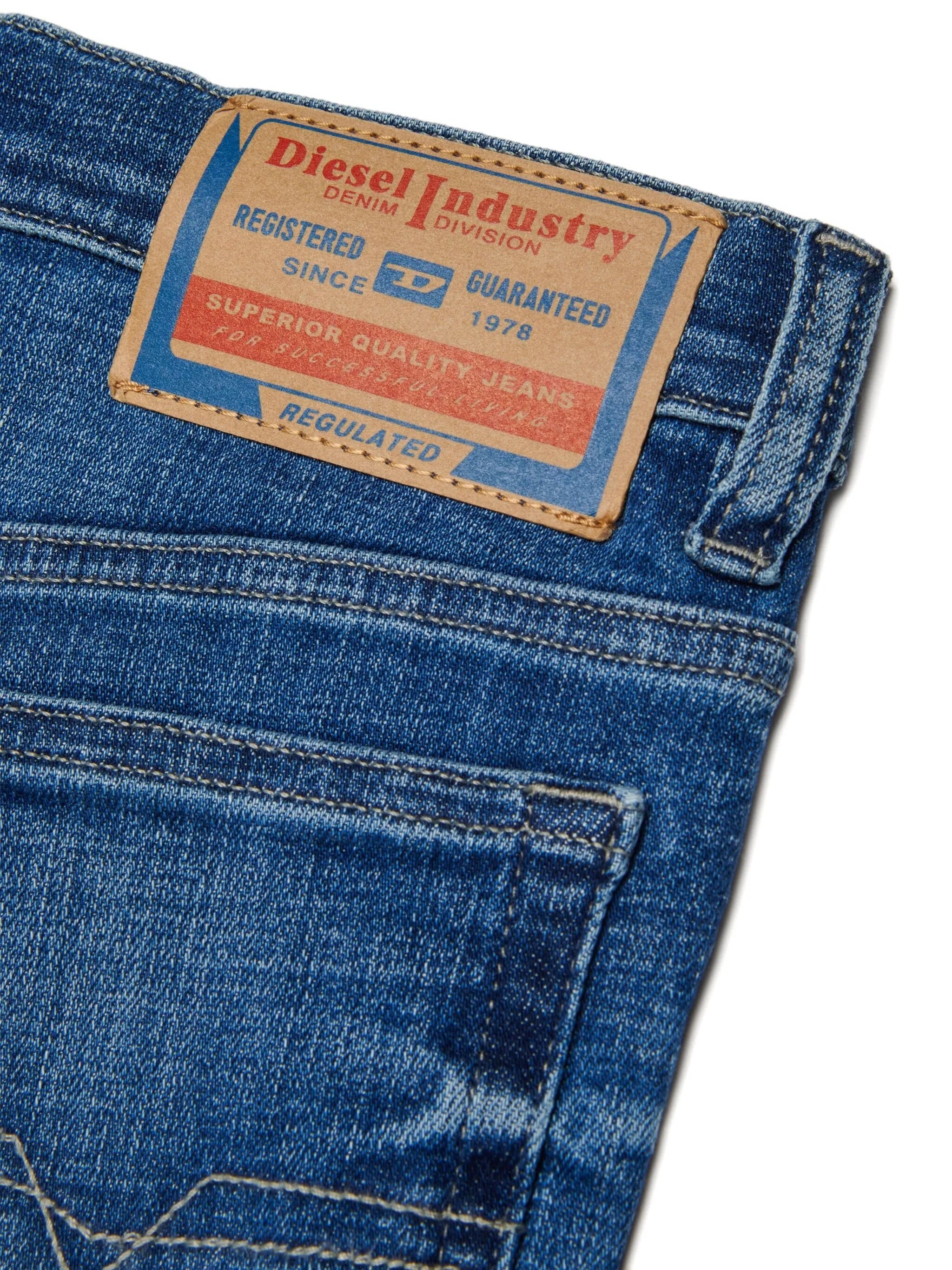 D Maki J Blue Jean