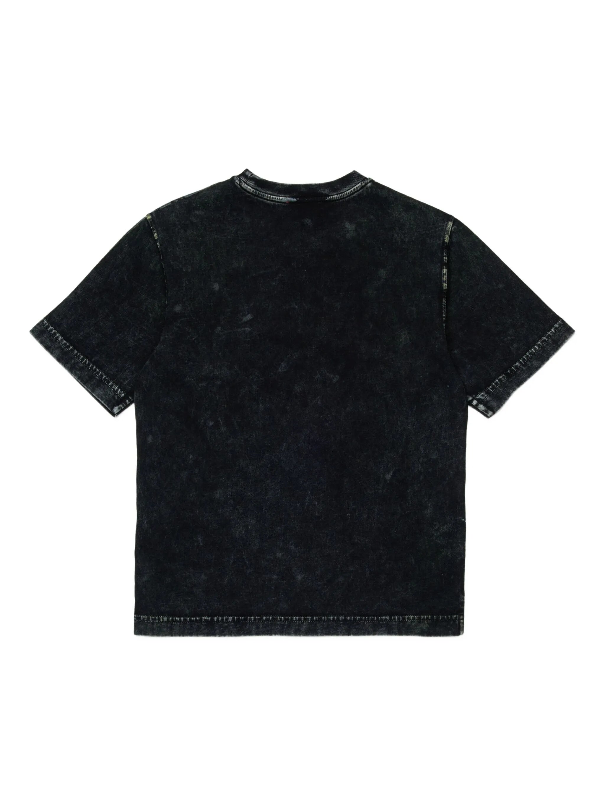 Taboxtar2 Over Black T-shirt