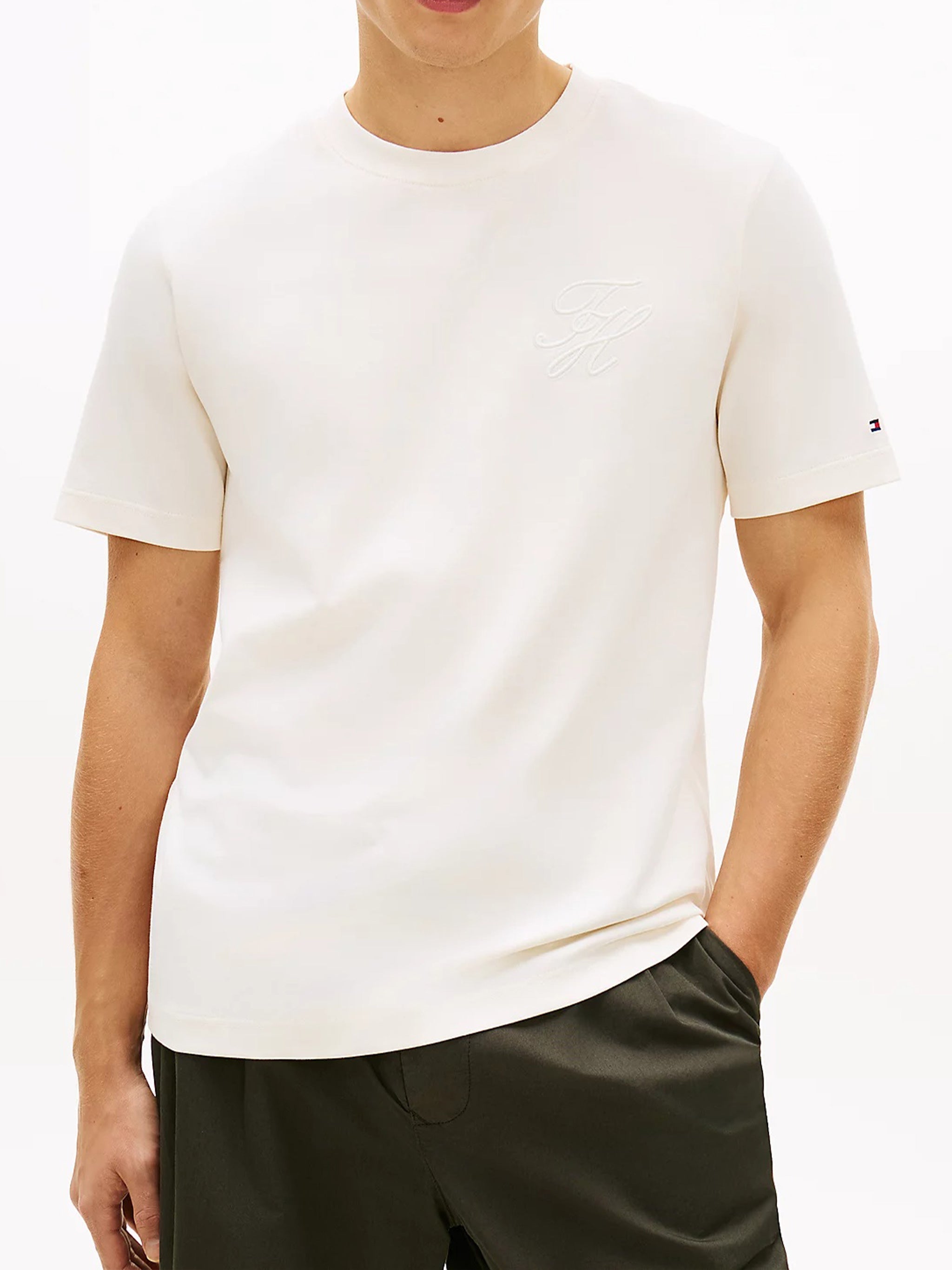 Script Light Interlock Tee White T-shirt