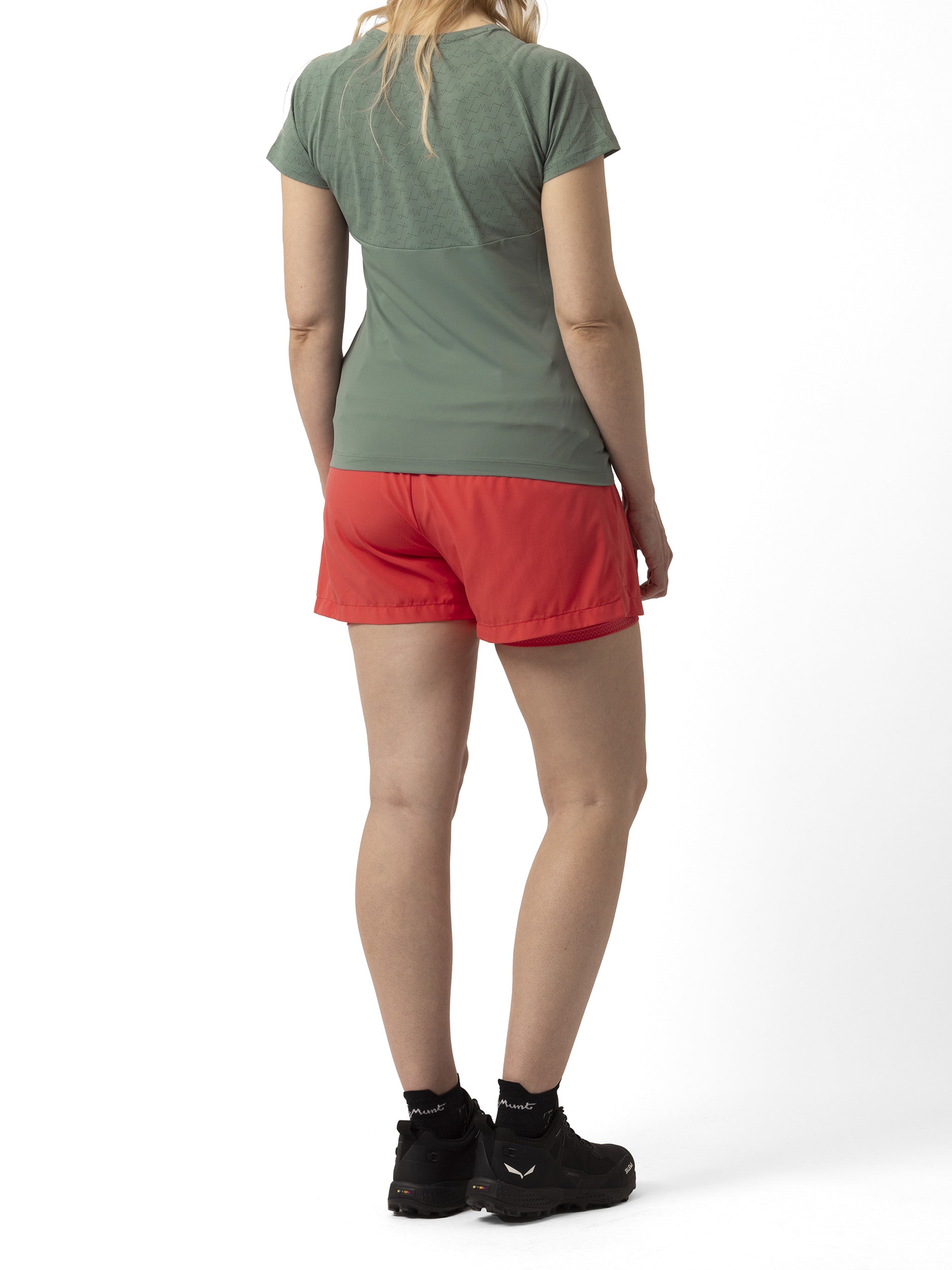 Lara Iconic Tech Green T-shirt