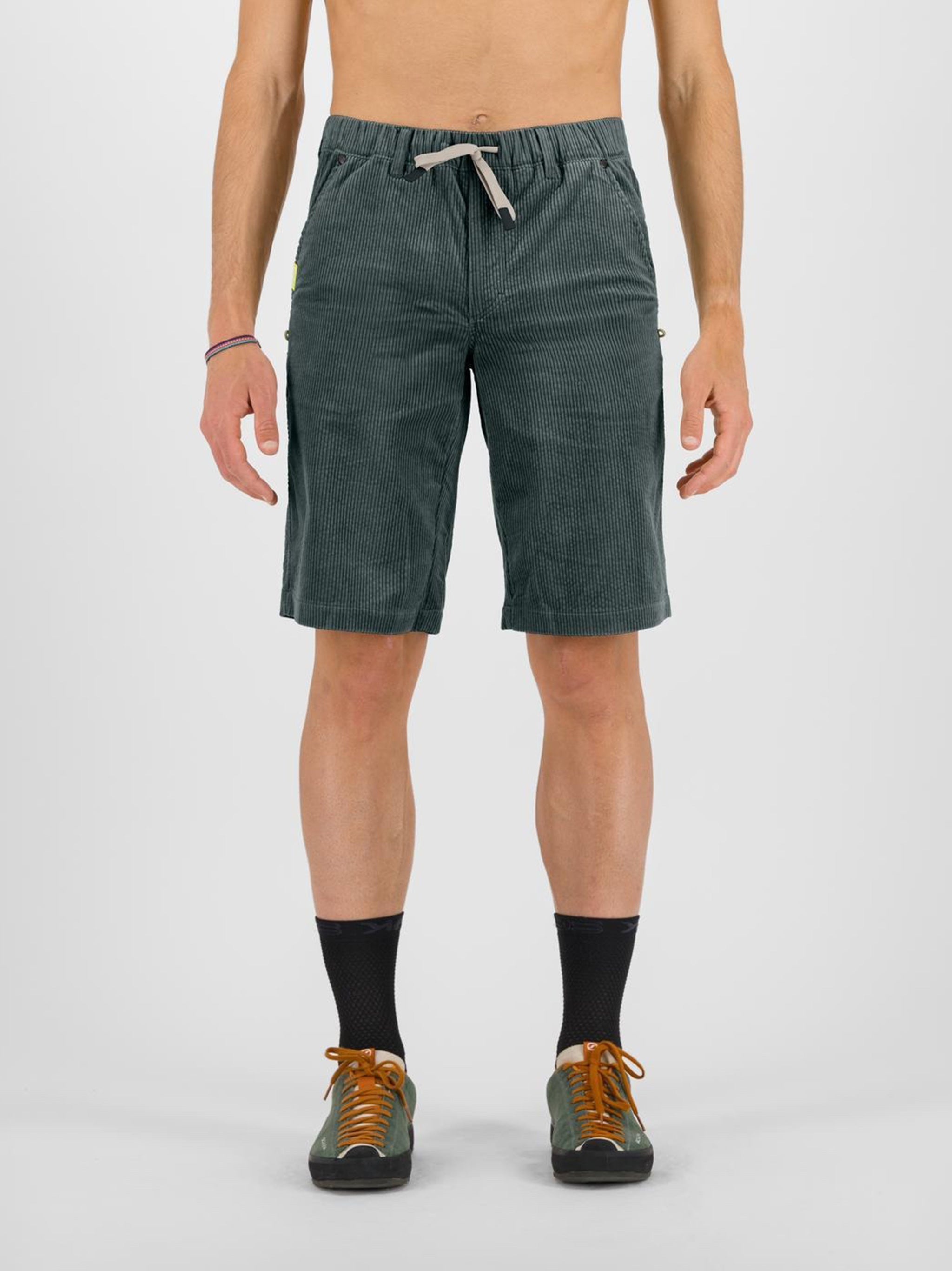 Lares Bermuda Grey Short