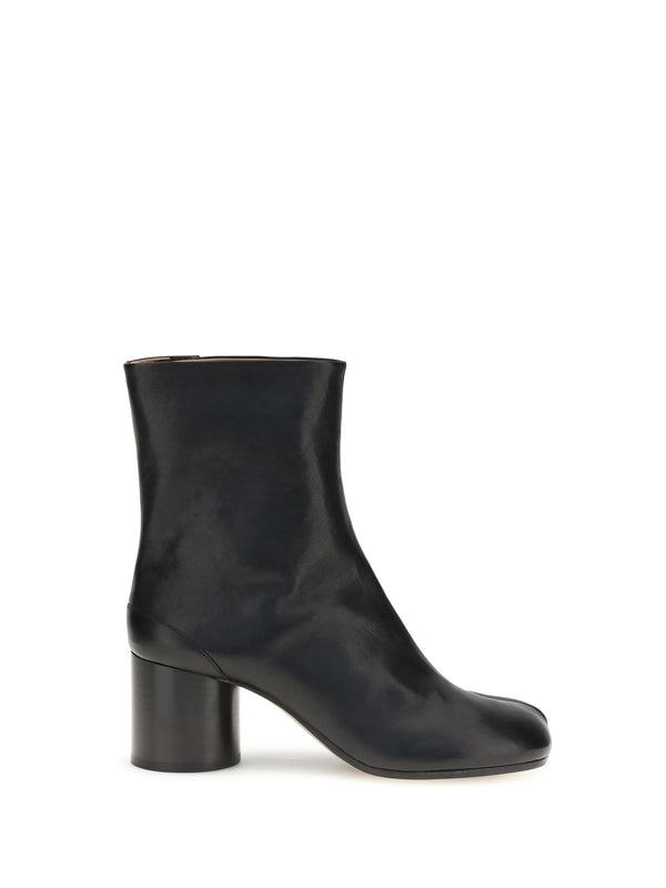 Maison Margiela 100% lamb leather ankle boot in black