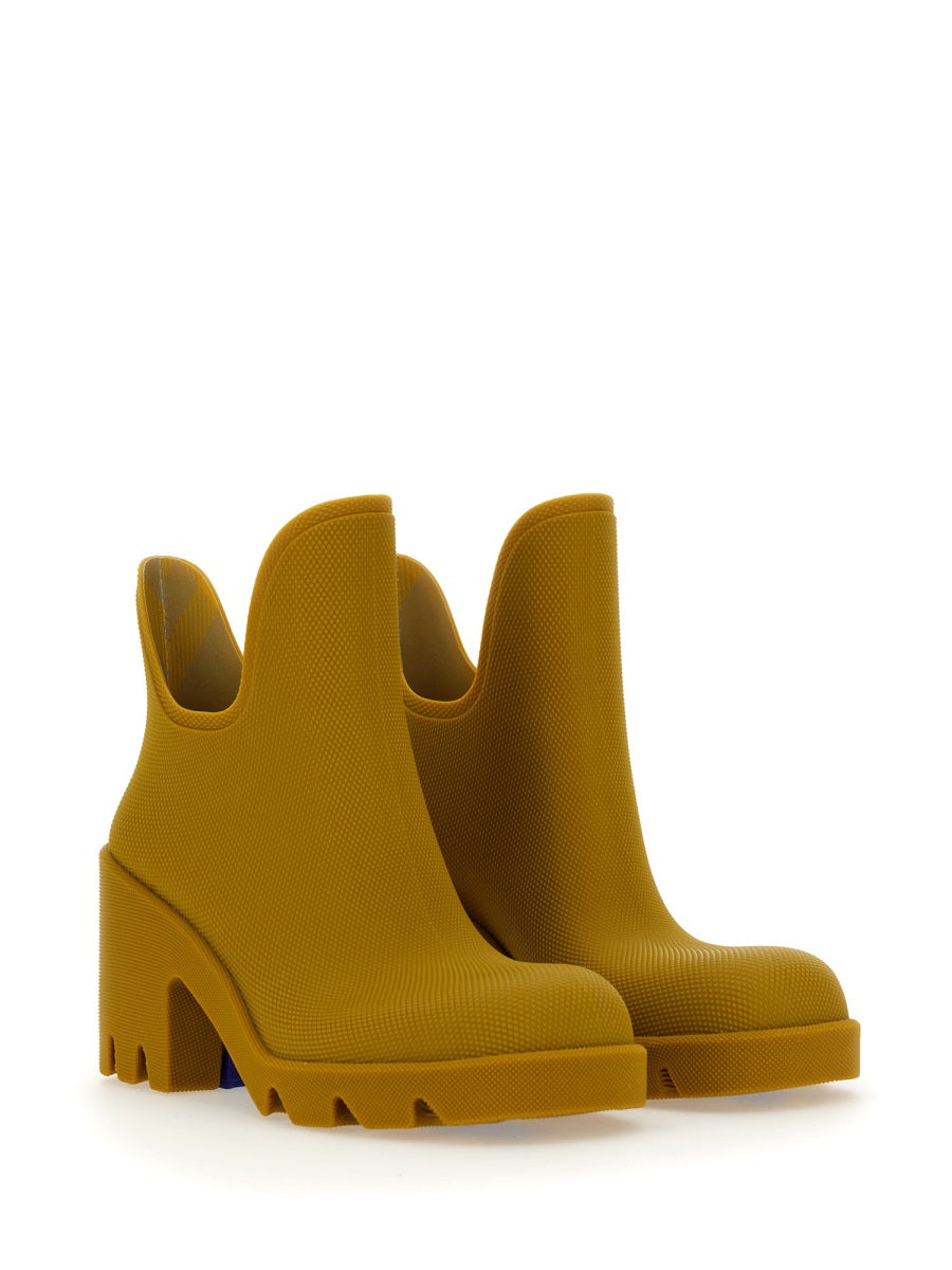 Boots Beige Synthetic Rubber