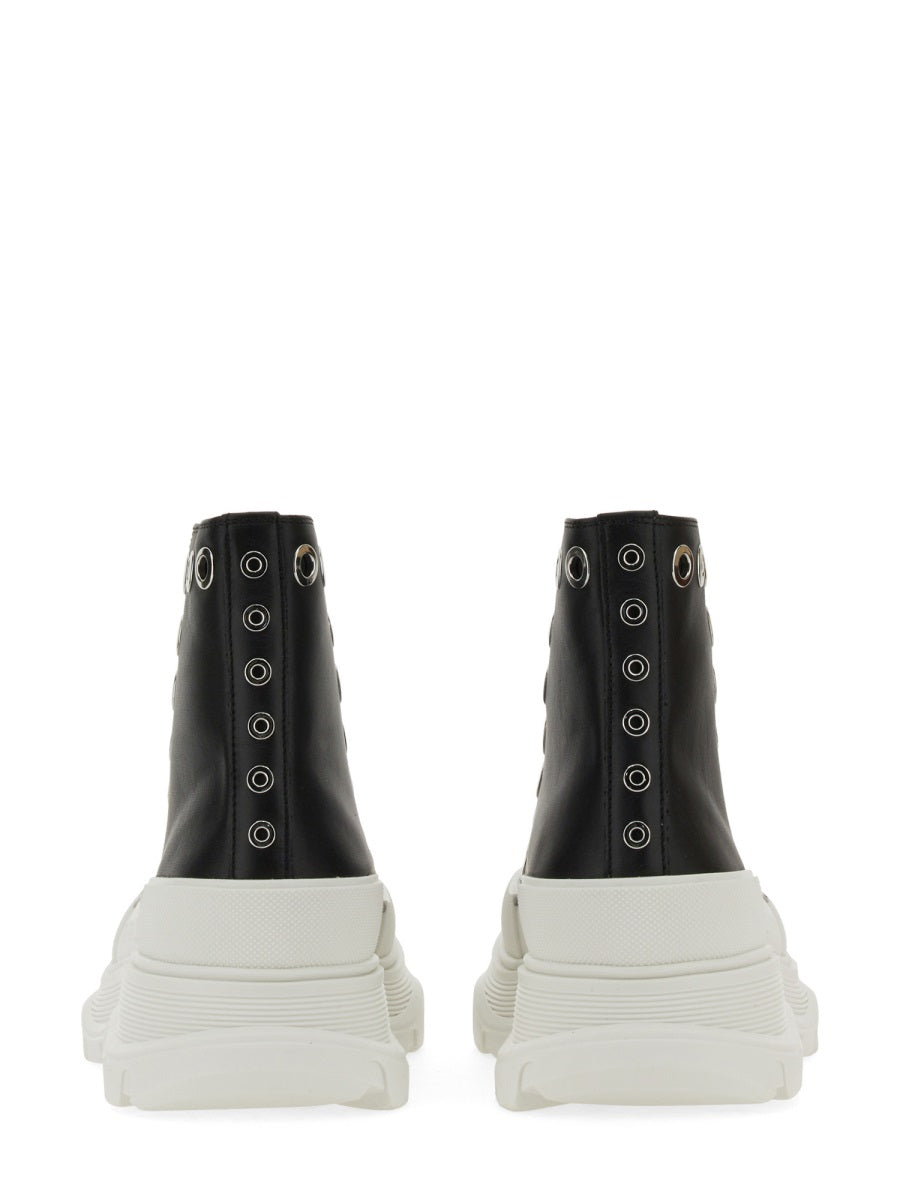 Joey Sneaker With Eyelets Black Leather Trainers