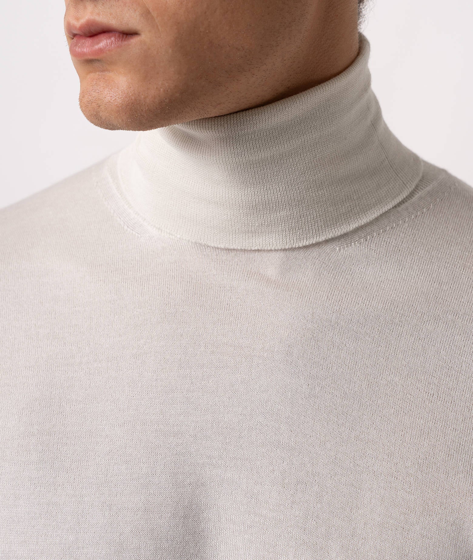 Turtleneck Cashmire And Silk Sweater Salisburgo White High Turtle Neck