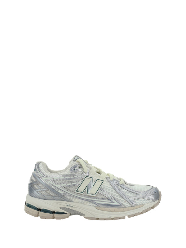 New Balance 50% Polyester sneakers in silver