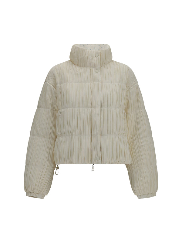 Gongdid Design Inner: 100% goose down; Outer: 100% polyester down jacket in white