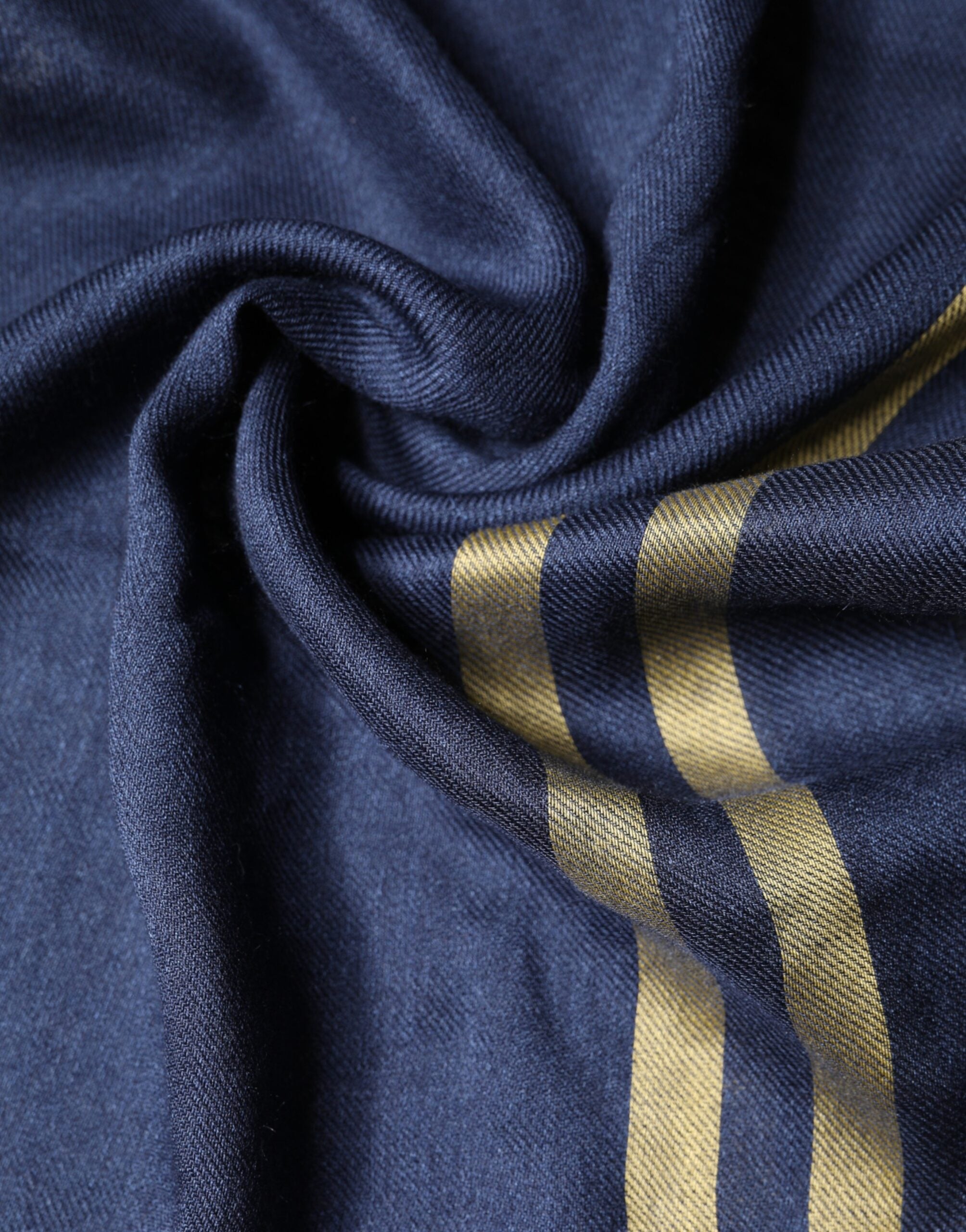 Dolce & Gabbana 6% Cotton scarf in navy — view 5