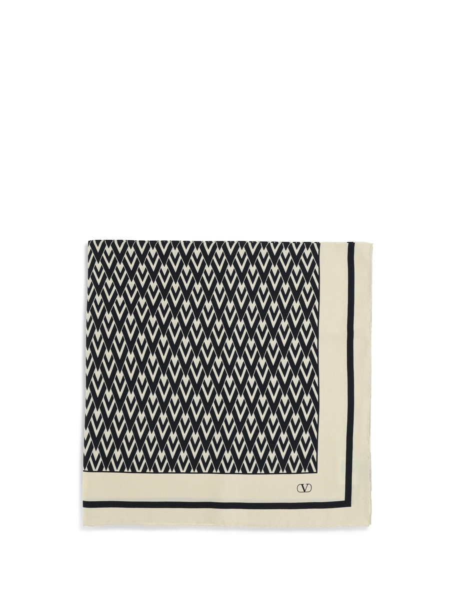 Valentino Garavani 100% Silk scarf in beige