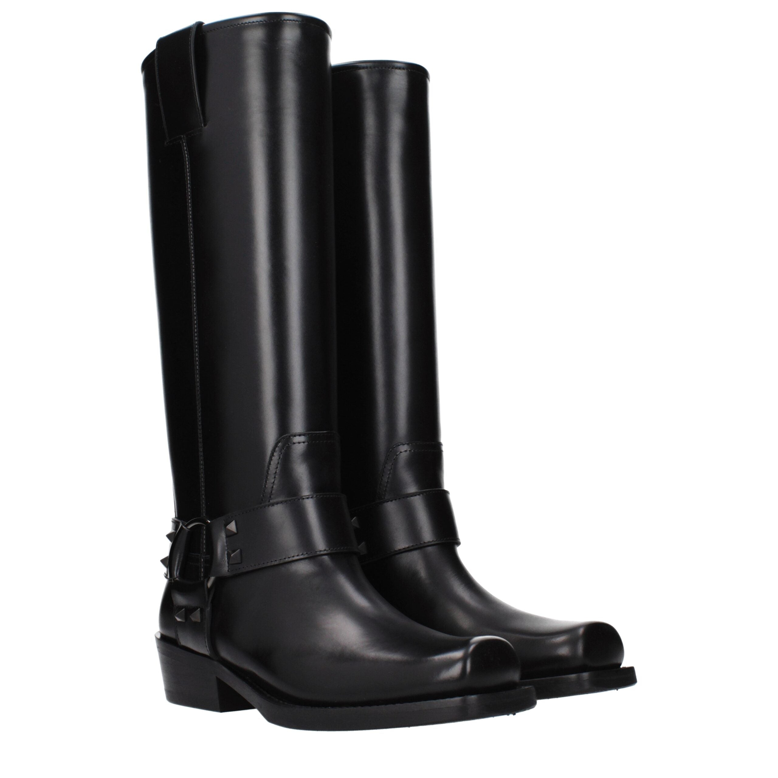 Valentino Garavani Leather boot in black — view 2